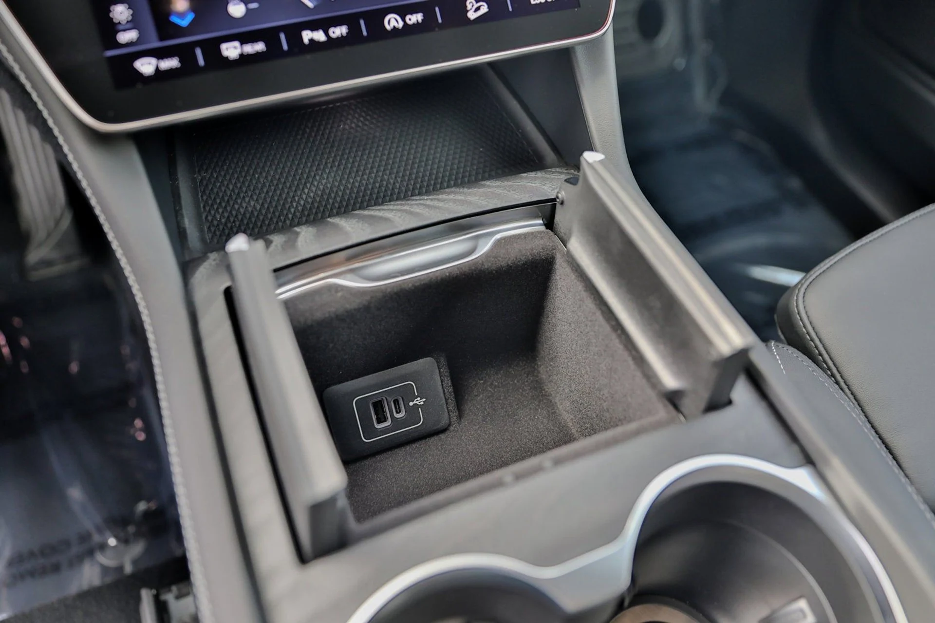 mph027_3138403068_dc81daf53ede4678b119ce2216b3d8ab_d102989884