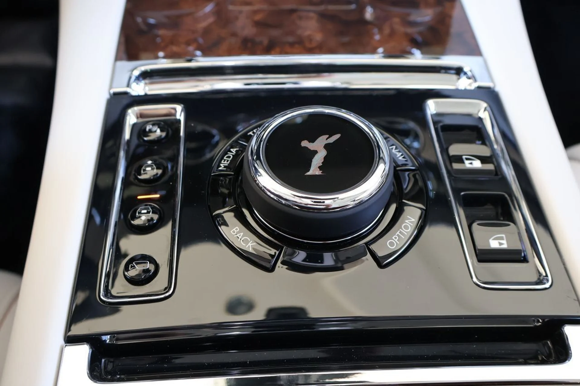 mph027_3142082811_28_1fb1602aeb