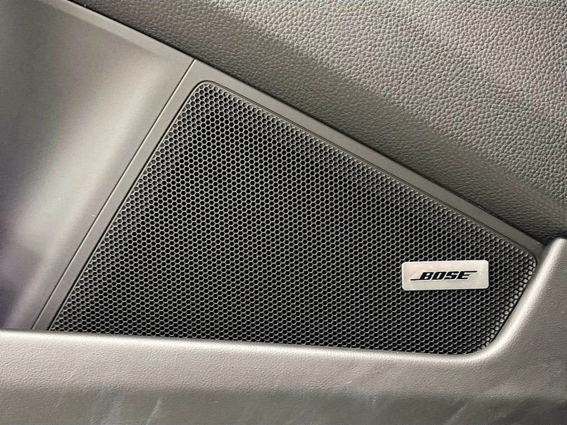 mph027_3145160197_5490b41f596d49efbbdf6175dbd6f4a5_e149557847