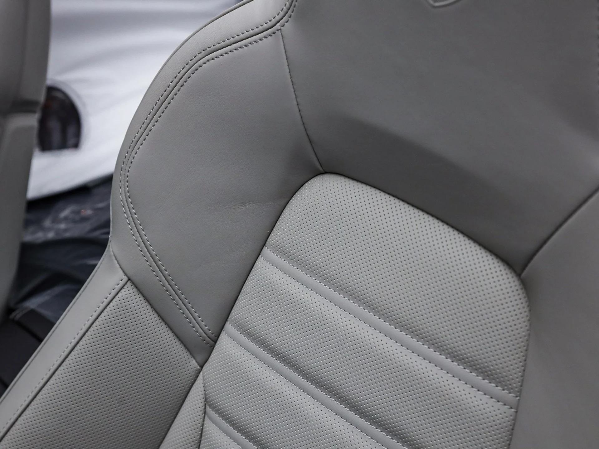 mph027_3147270088_0facc57793ff34a409eb15e188fc14c0x_1cd6fa0da3