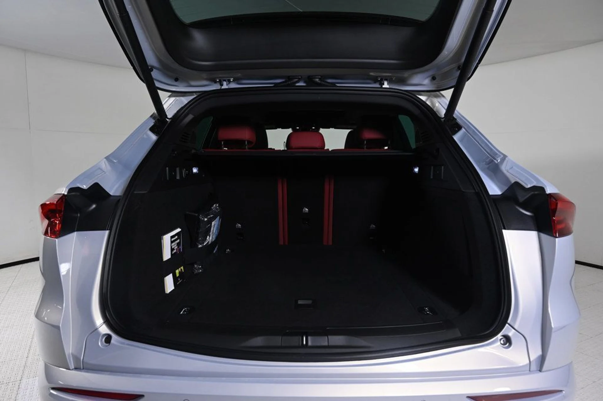 mph027_3158644090_new_2026_maserati_grecale_modena_11350_22991377_27_1024_7f957567c0