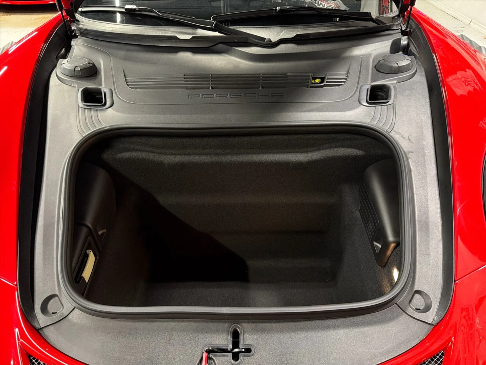 mph027_3168482791_638996040398109660_7ce1d68bd9