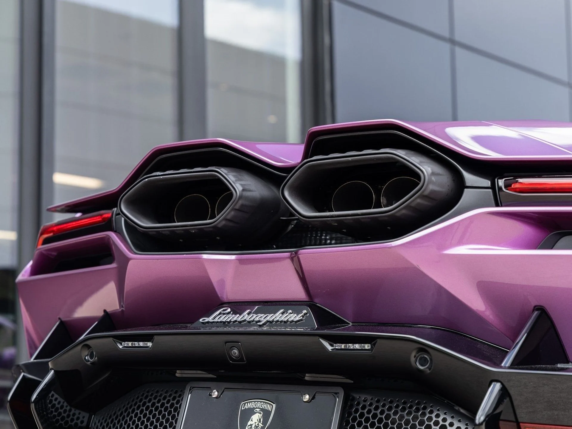 mph027_3181763775_28_b736e82551