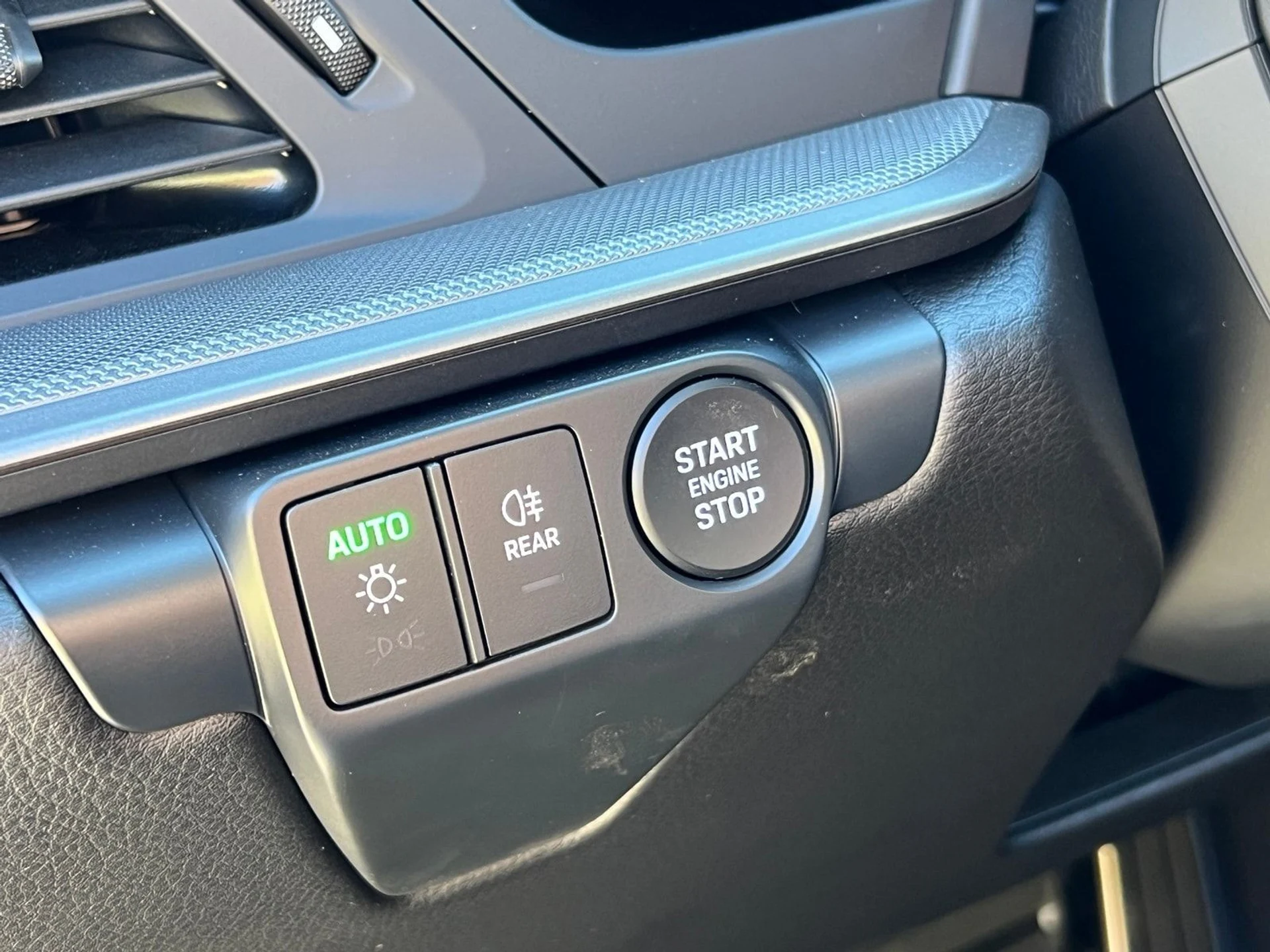 mph027_318421551_d3ab744622a6c2c3449b0c02f8a99917x_0be3701c54