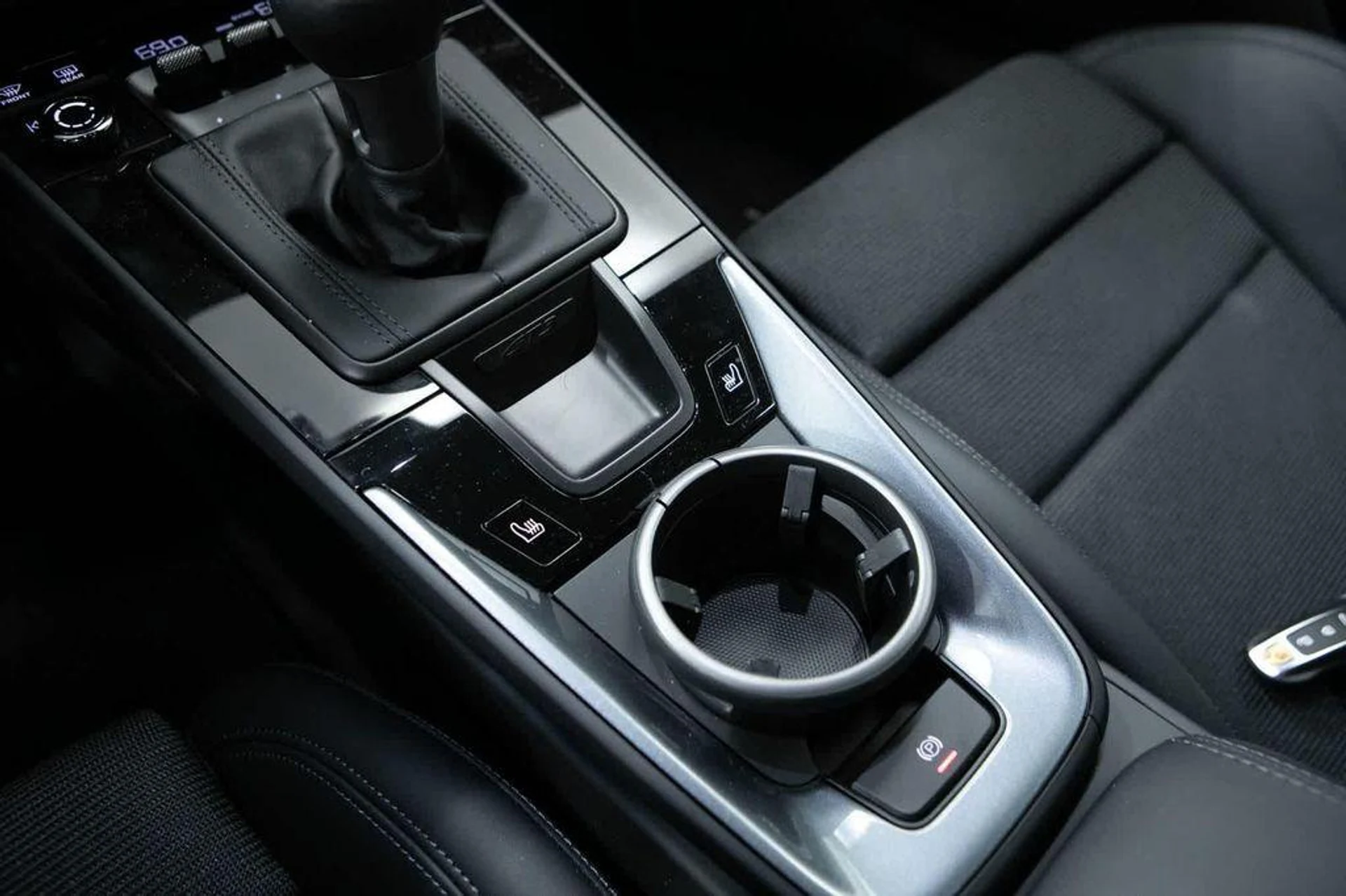 mph027_3187332918_Se_U1_Cw_S_Fbbrga_LDR_9_P83_Cf_Y_Zck_I_34772869a1