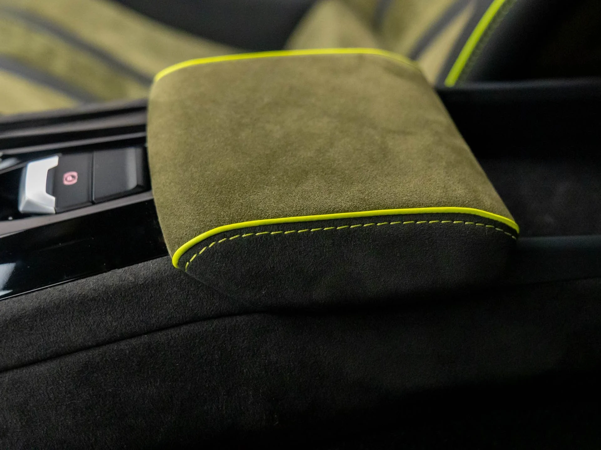 mph027_3195079429_b2c671880e6e91e94323db26af5d5f74x_9c651dc165