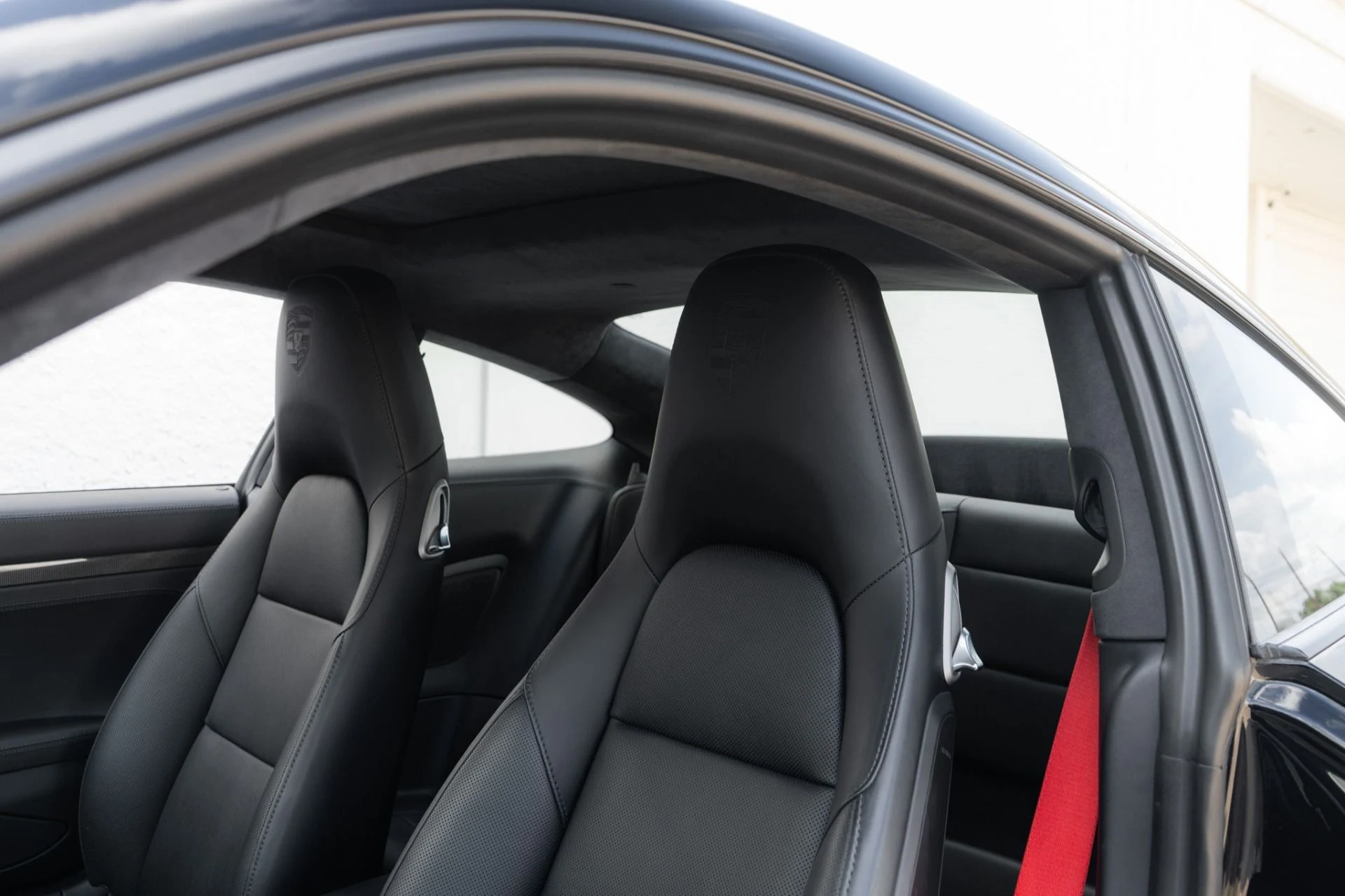mph027_3206895495_Used_2017_Porsche_911_Carrera_S_1759960379_942441405e