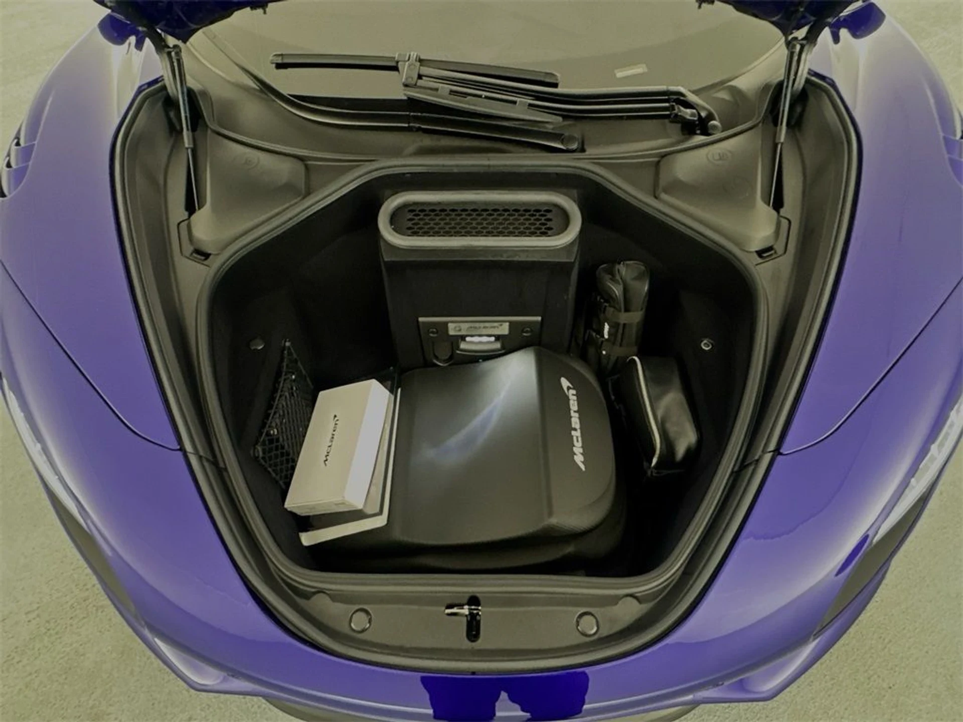 mph027_3210335890_3eca9de4243d09fda0a23a0a5d4a44f3_09f7de4185