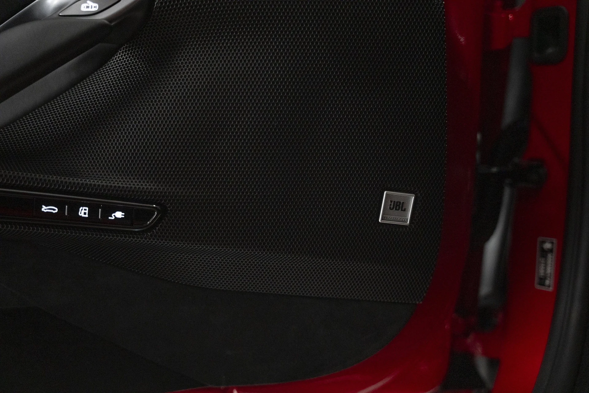 mph027_321785986_722084b6da884b8883a721ed8898903f_2ab9178111