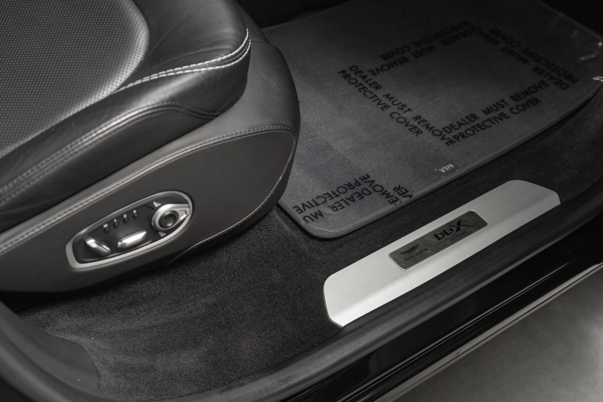 mph027_3220426910_Used_2021_Aston_Martin_DBX_Matte_Clear_PPF_Black_Packs_Heated_and_Ventilated_Seats_1765837893_ba913add64