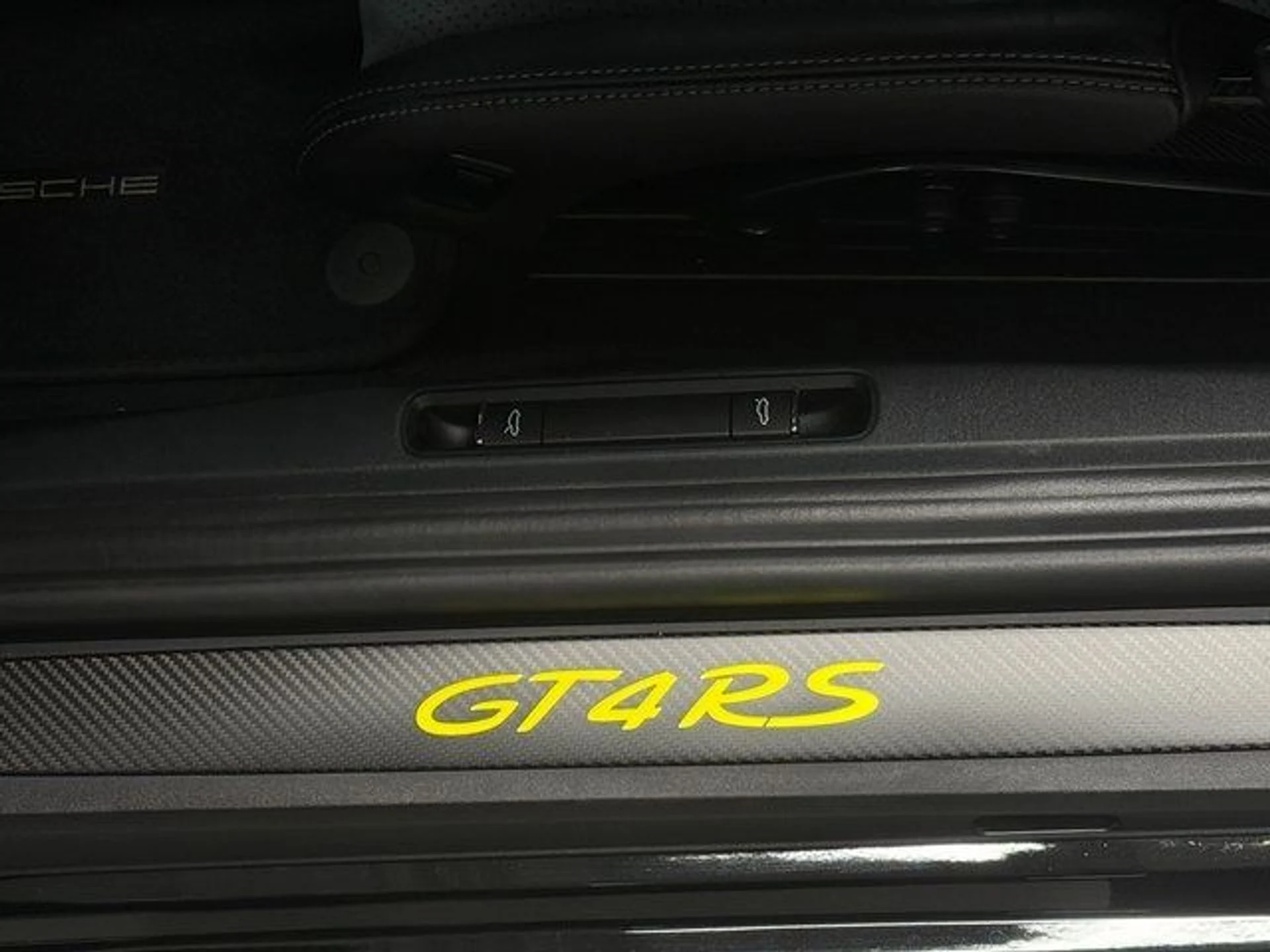 mph027_3221420336_9290b6bf3a77fdaa90c323780611cbe5_01e27444d3