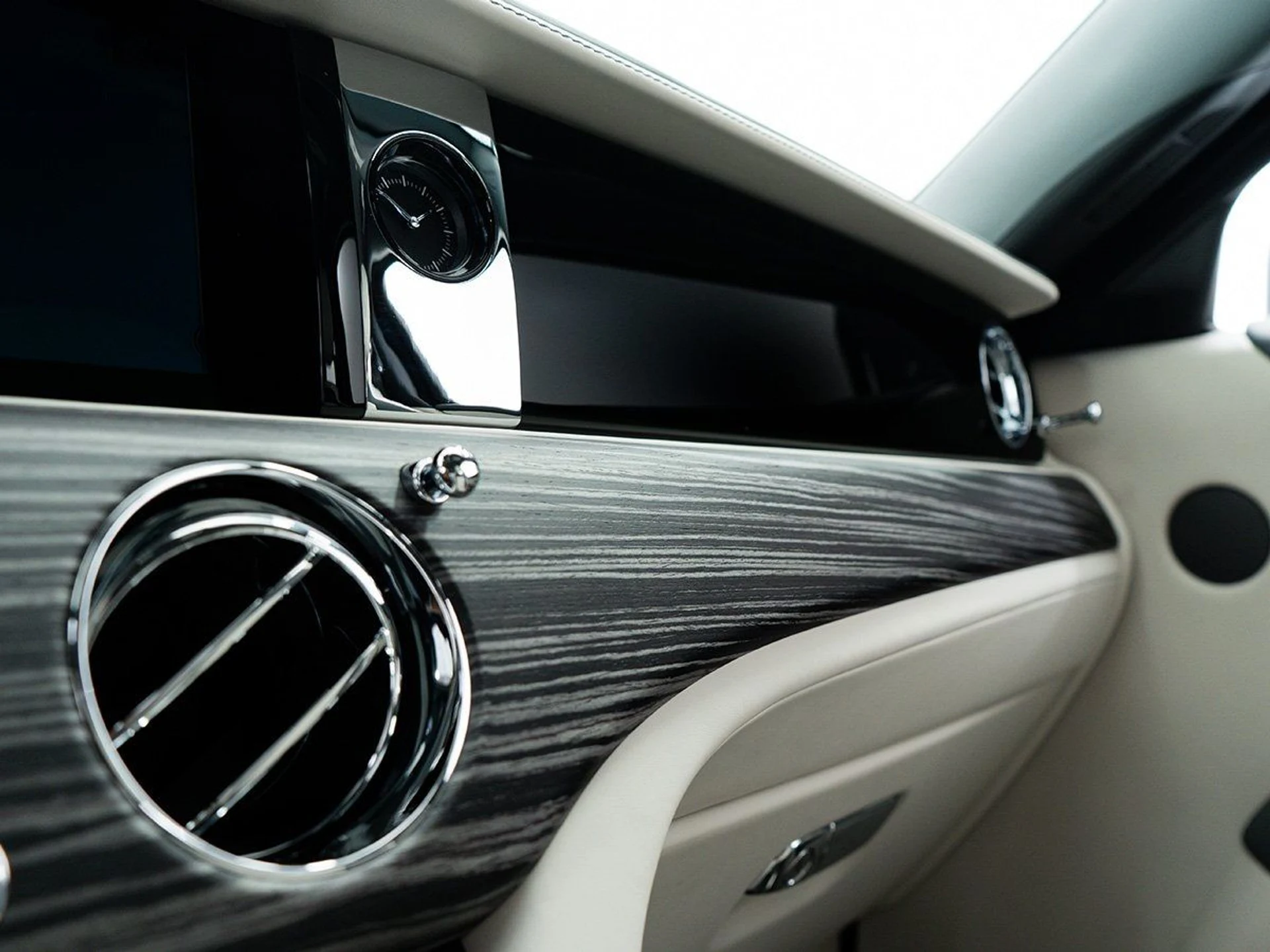 mph027_322875756_5197ab4e6653759ff3958bc54b6defbf_eedbd0dc41