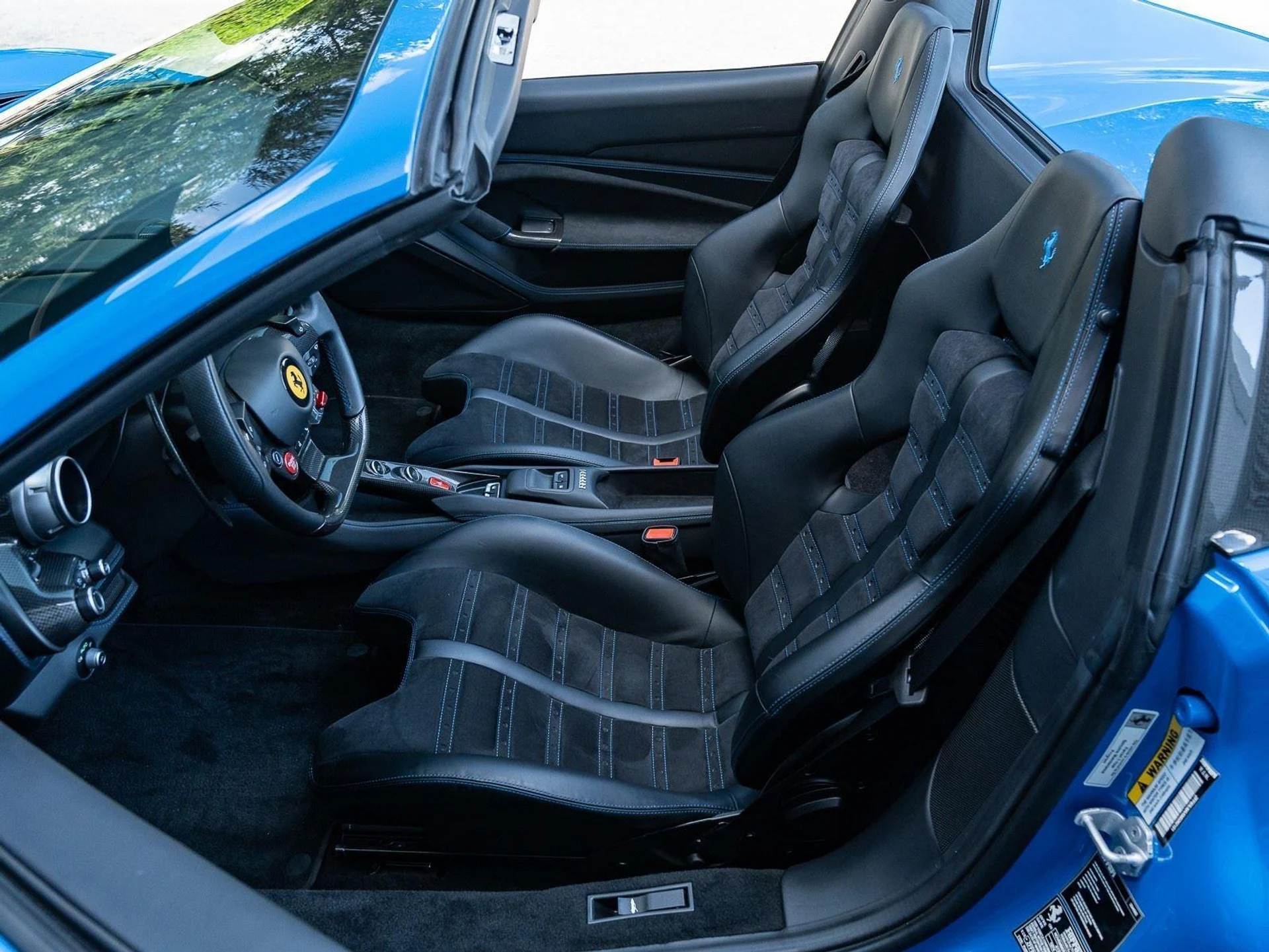 mph027_3238637118_Used_2021_Ferrari_F8_Spider_1773864564_fa68a59eaa