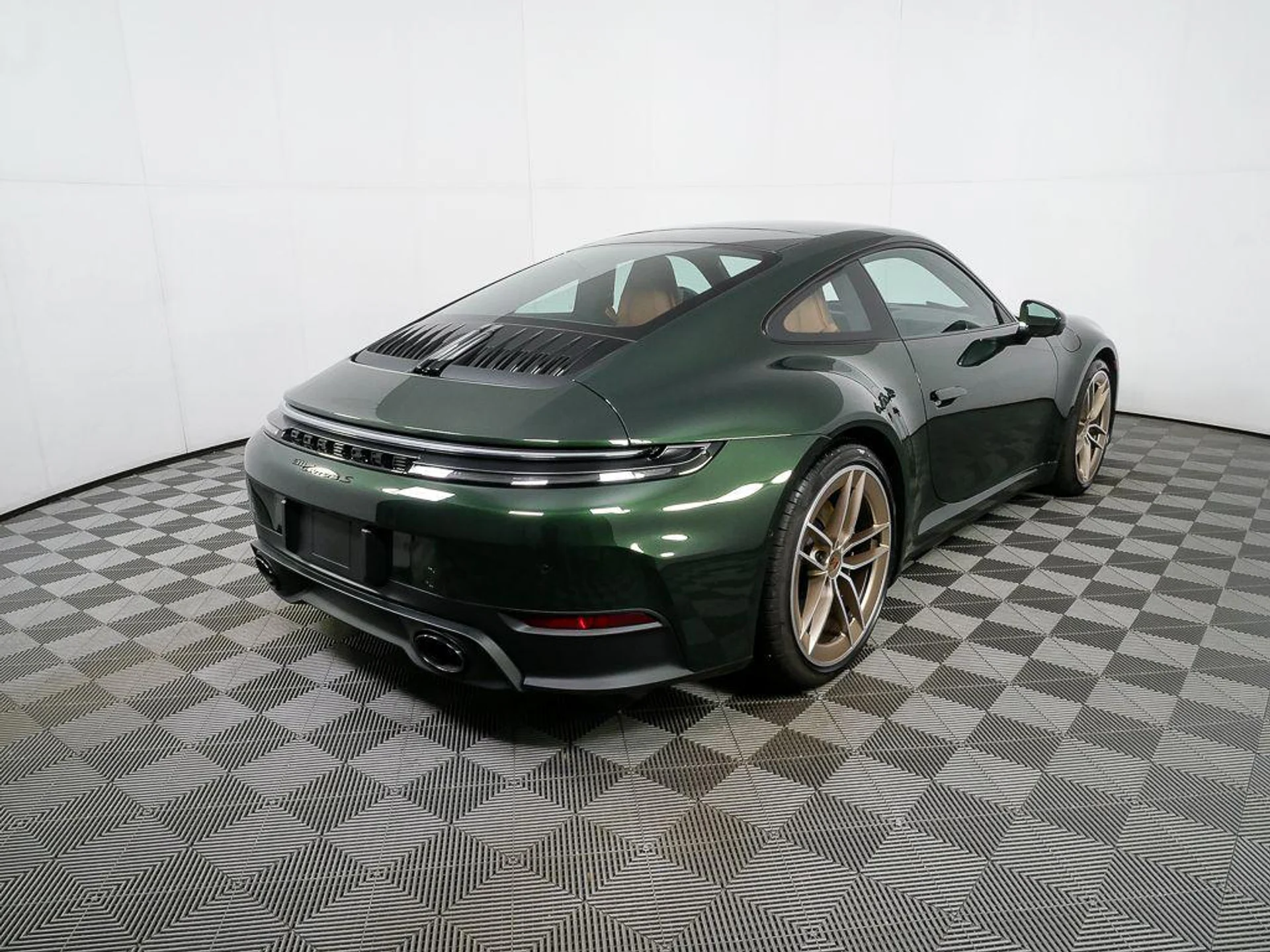 mph027_3240482940_lj_N_Uu_BQR_5t2_M3_W_one_Ul6_Xo_Cmi4_a26246c7db