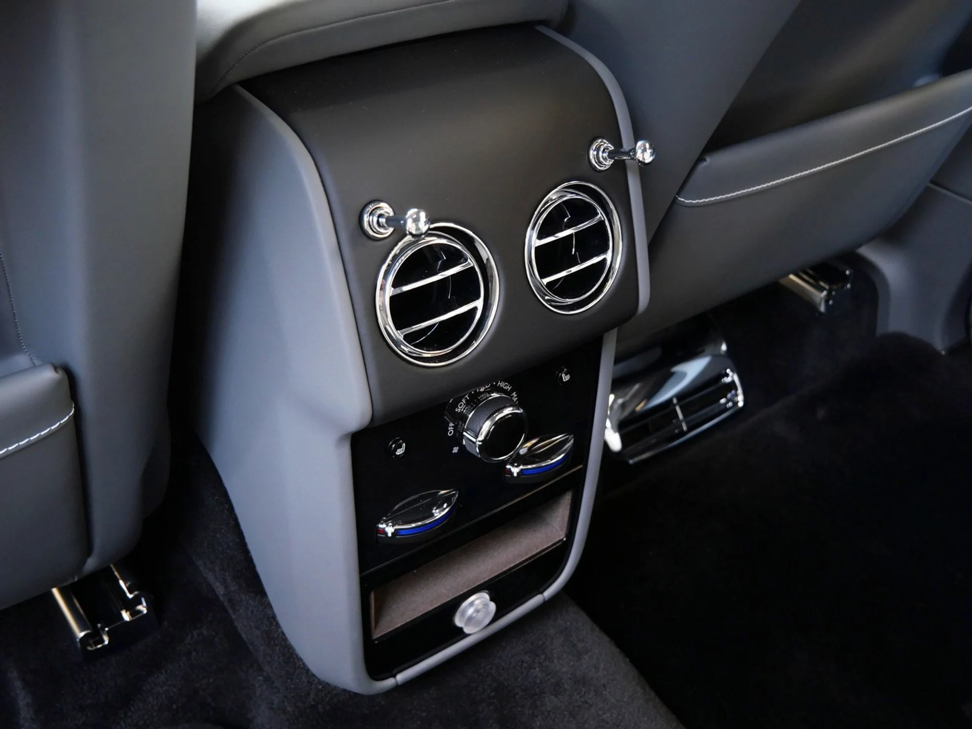 mph027_3248455889_f6d8e4ed8c7a68438348b81bf2f3fc19x_99416583aa