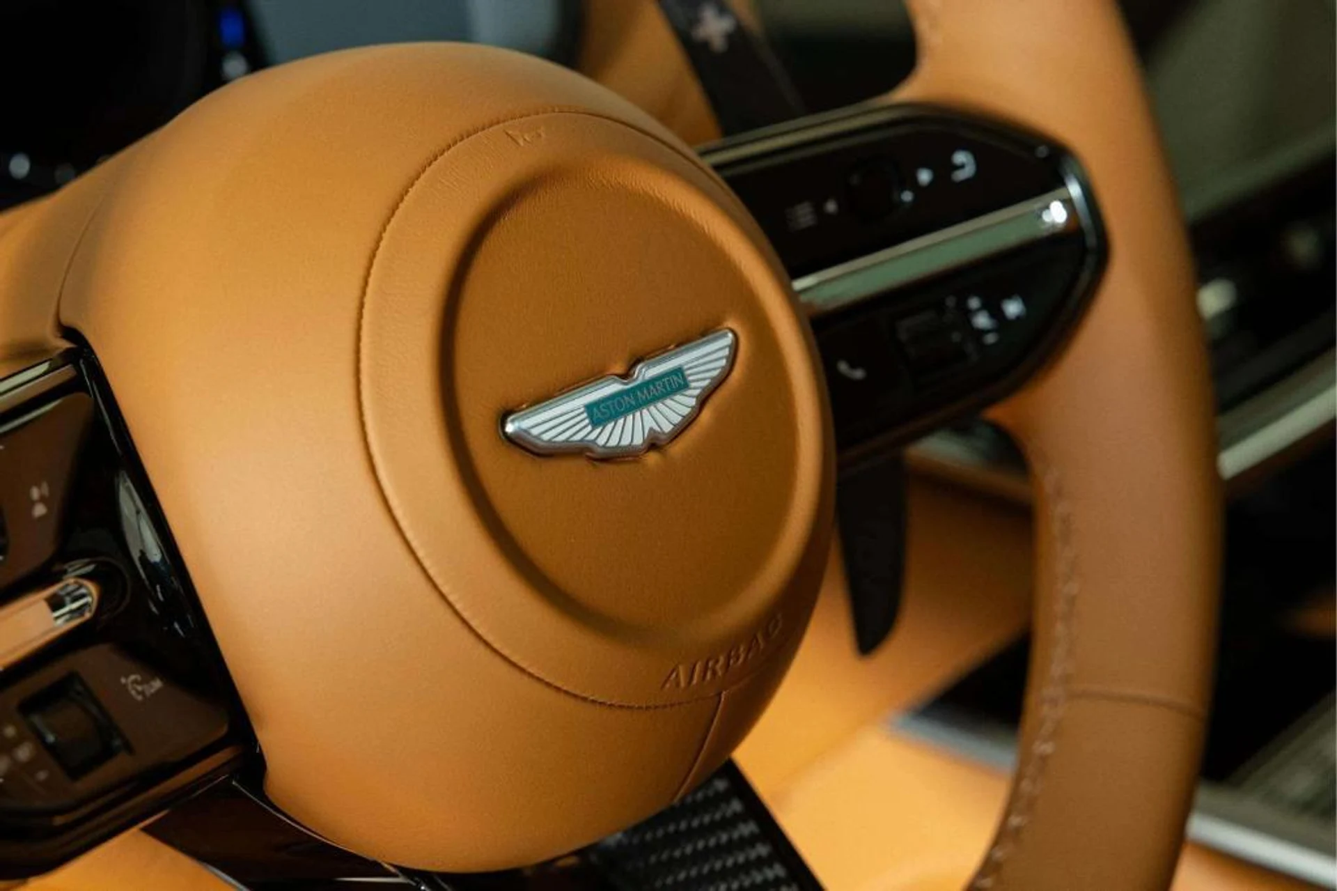 mph027_3249841059_onvh_Fu9_Fr3k4_FT_575_Ehs_P_Lf_C5s_Q_679b82b7d6