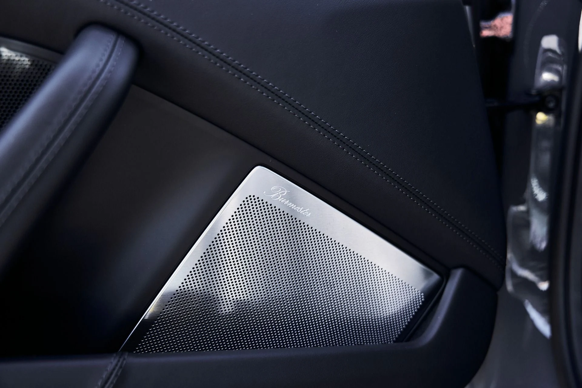 mph027_3250683943_Used_2026_Porsche_911_Carrera_4_GTS_1776878378_4f8103b503