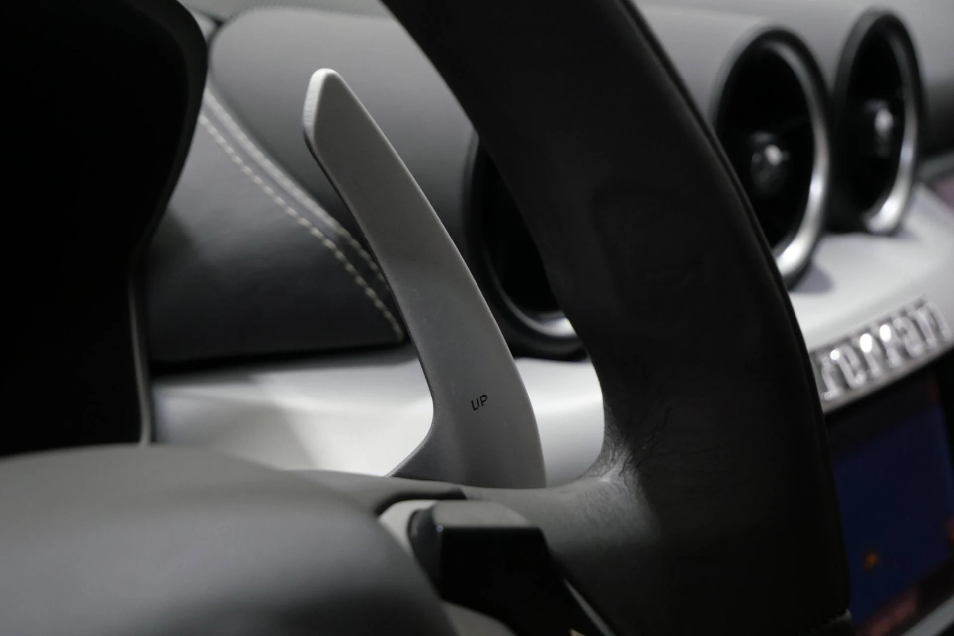 mph027_3257463765_Used_2012_Ferrari_FF_UAE_Edition_1762196572_734a2e9101