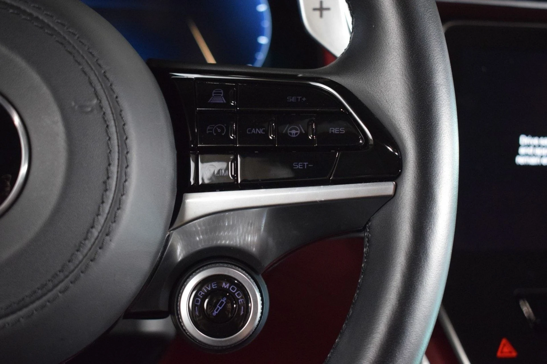 mph027_3262161275_31fe865c3d1252d6d33f553c3d45afb1x_56cba27619