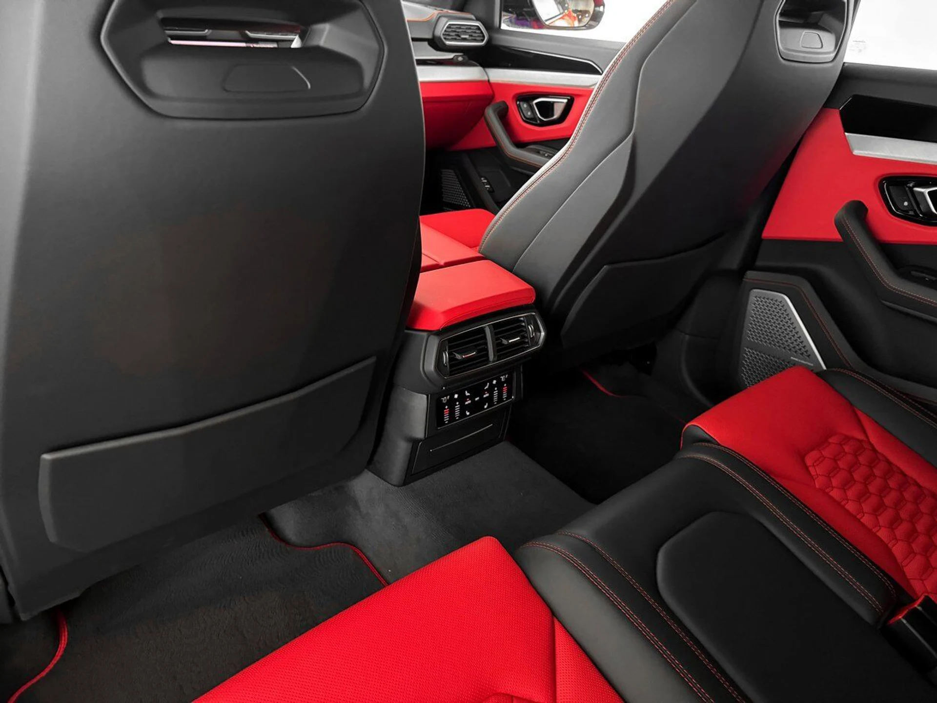 mph027_3268899034_603b5b515b5233c9d122467ff34c0303_c90c3fa595