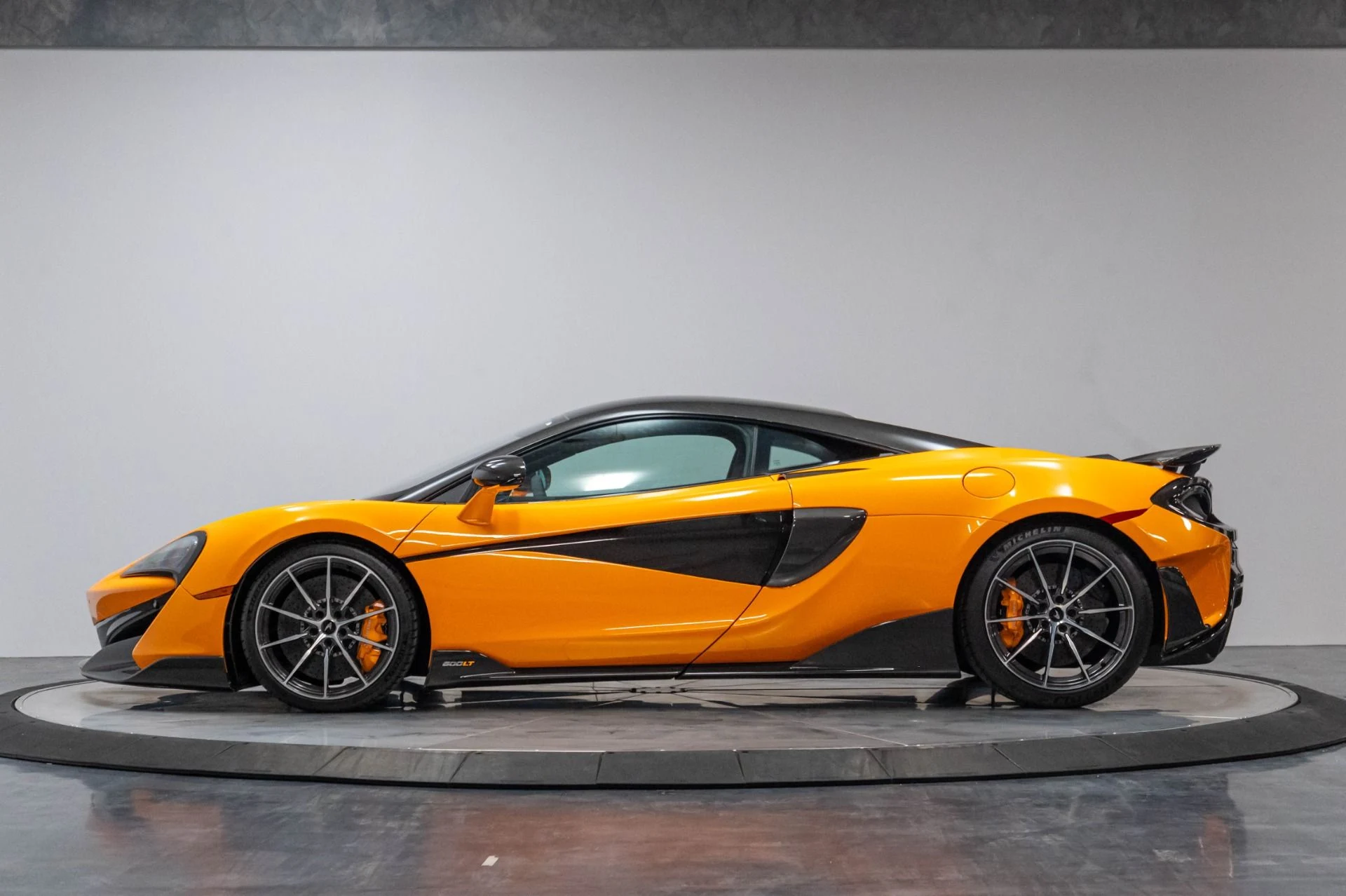 mph027_3270994499_Used_2019_Mc_Laren_600_LT_1787778604_f524083342