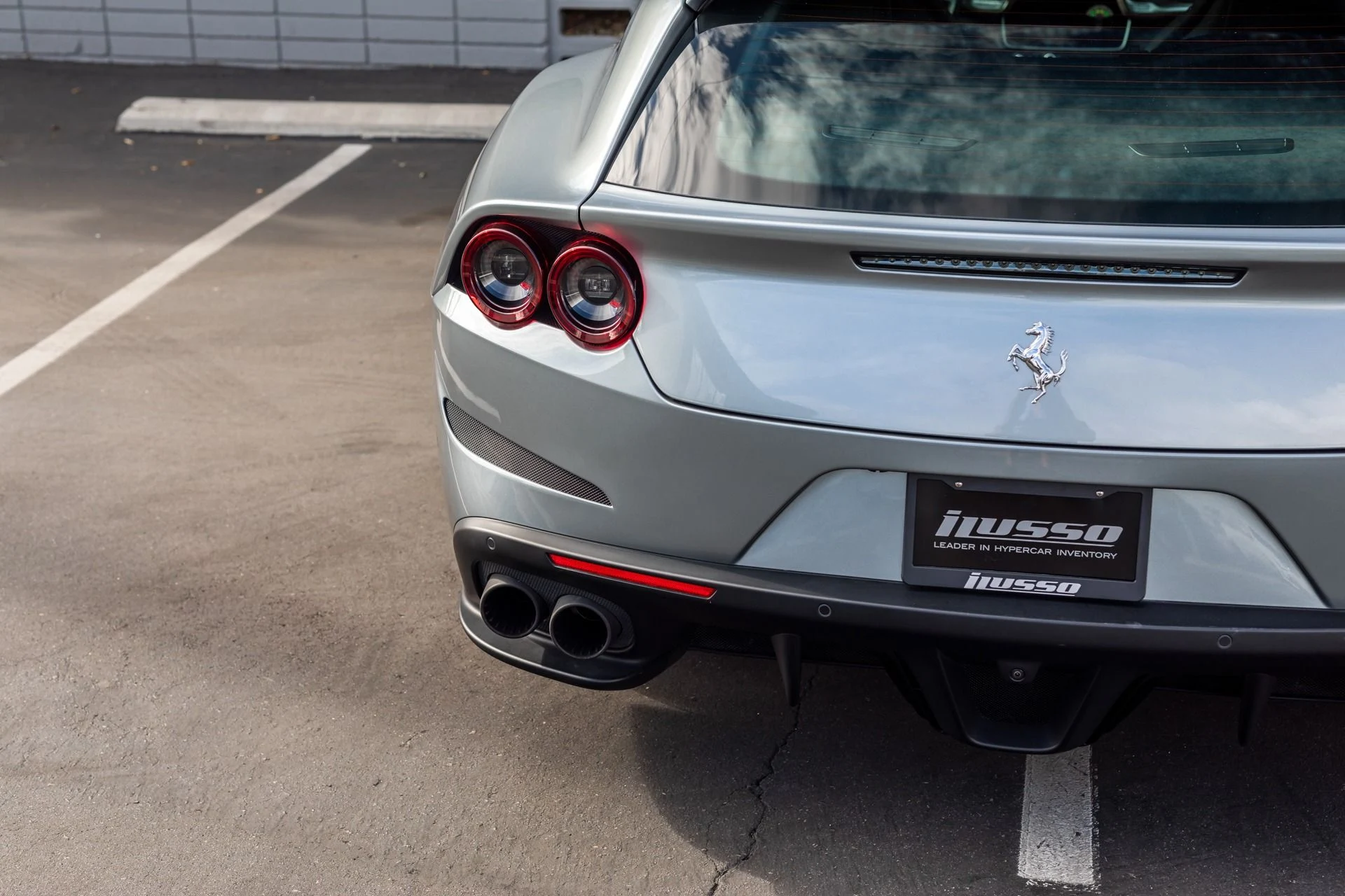mph027_3271063221_Used_2018_Ferrari_GTC_4_Lusso_T_1701305212_f4c1090c3b