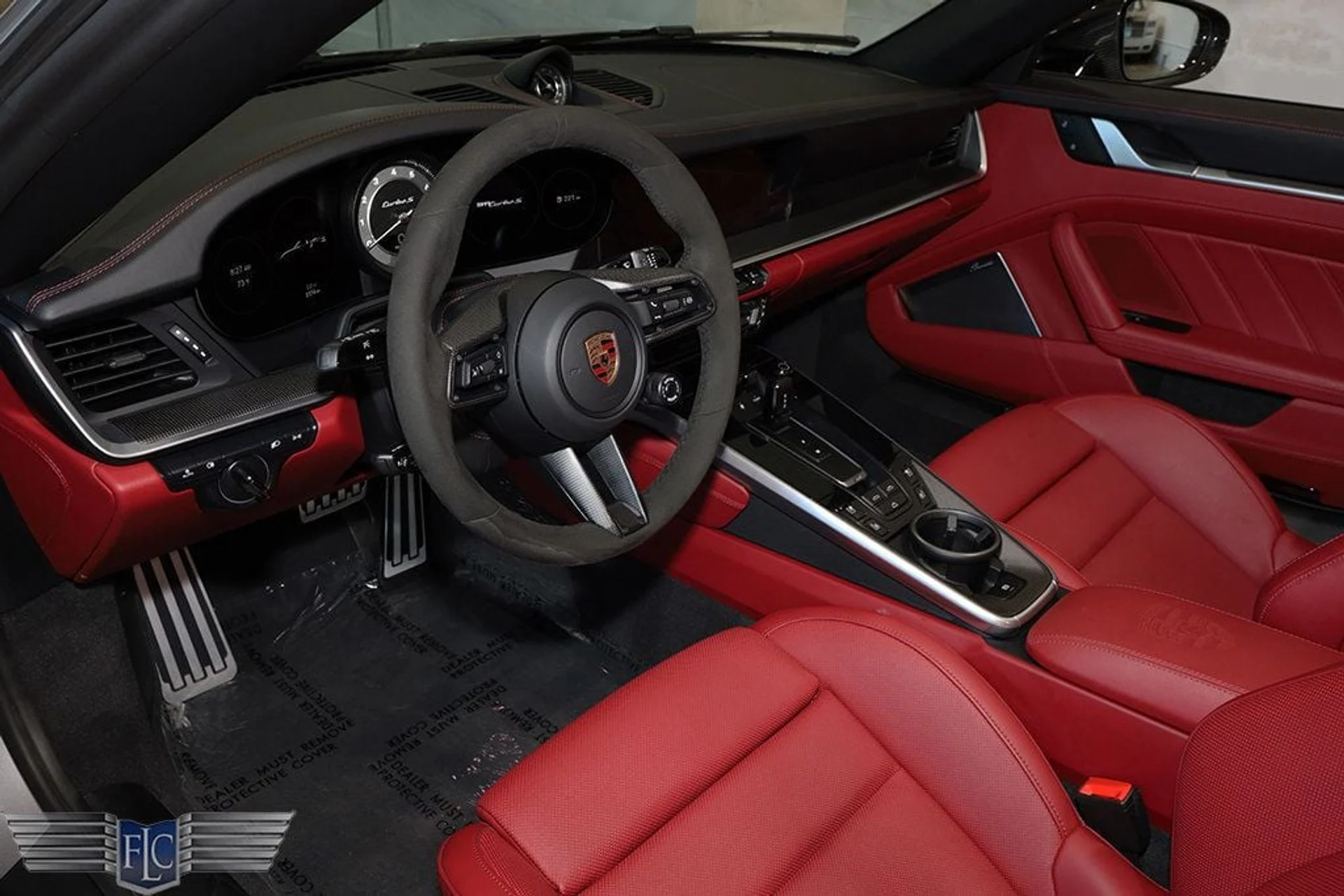 mph027_3272284037_used_2024_porsche_911_turboscabriolet_9689_22937048_28_1024_f966159f6d