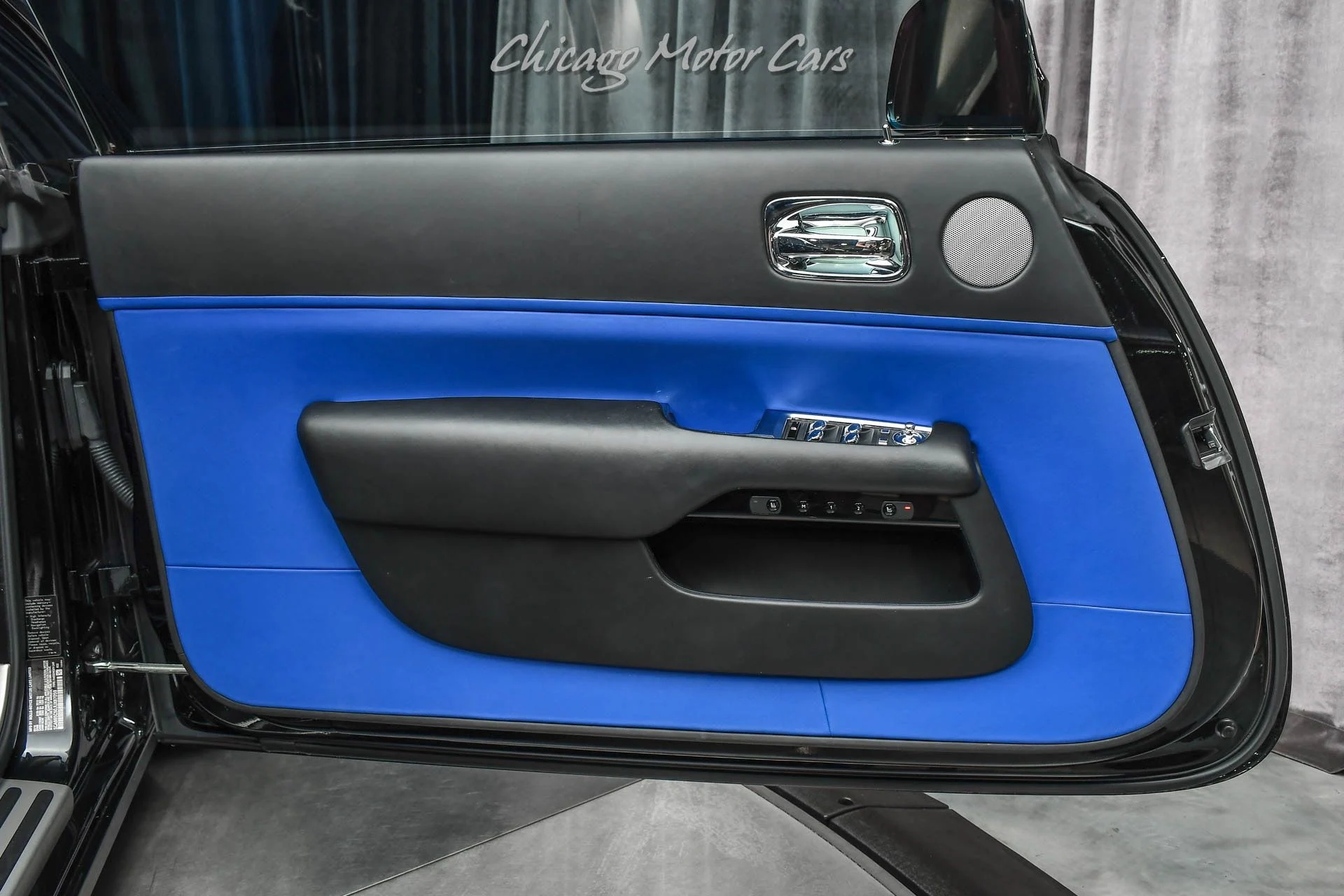 mph027_3281136754_9951_p29_l_b629de09c1