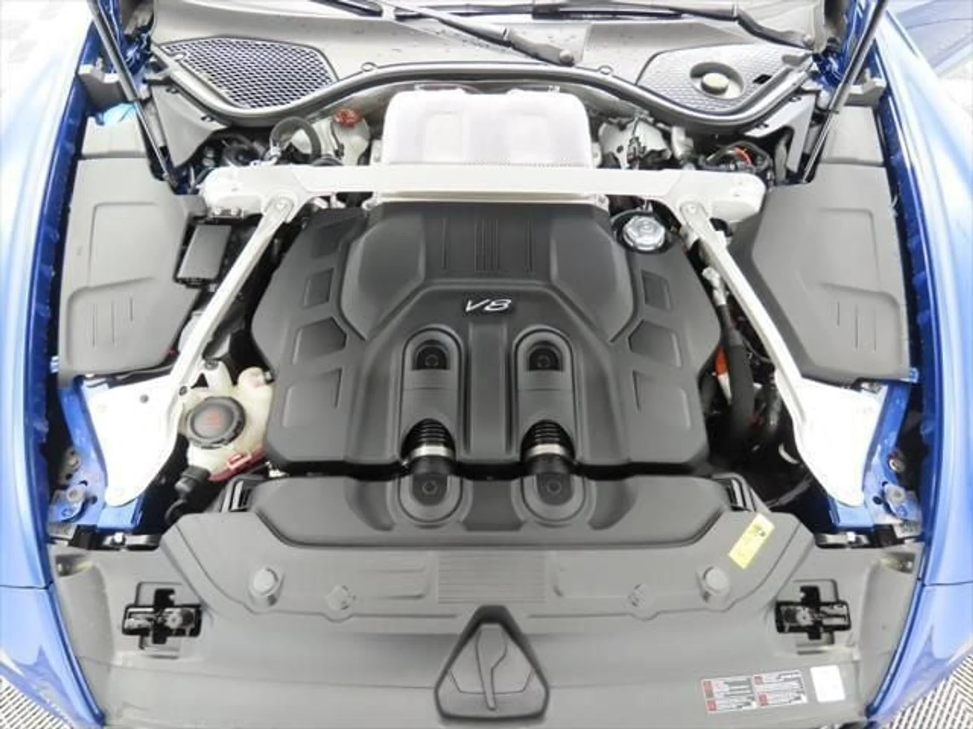 mph027_3281500791_new_2025_bentley_continental_gtspeedconvertible_8119_22891450_28_640_eb706fbb31