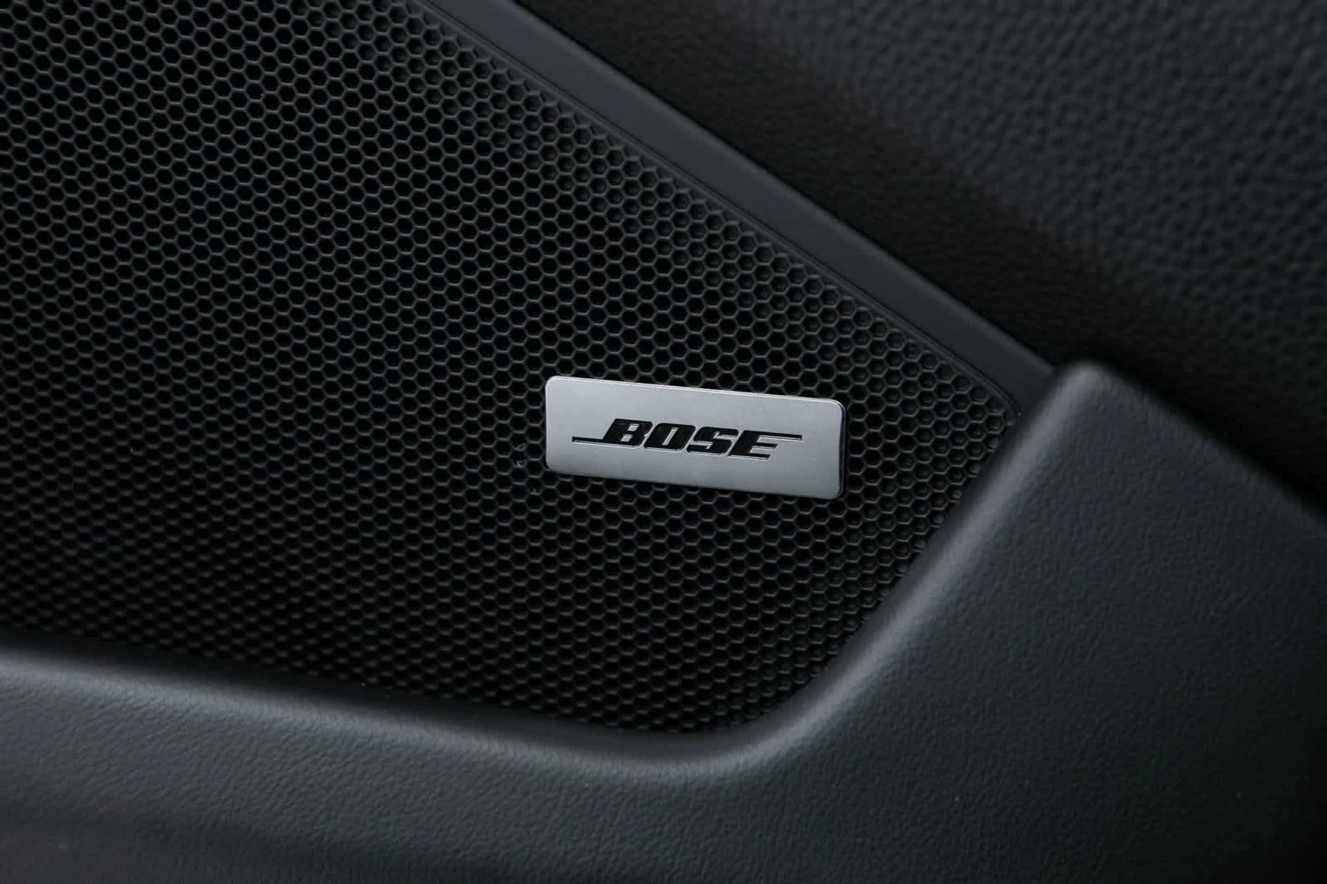 mph027_3283834490_2f40e621586040a8f56f9f06cc6dd9f6x_d066c90045