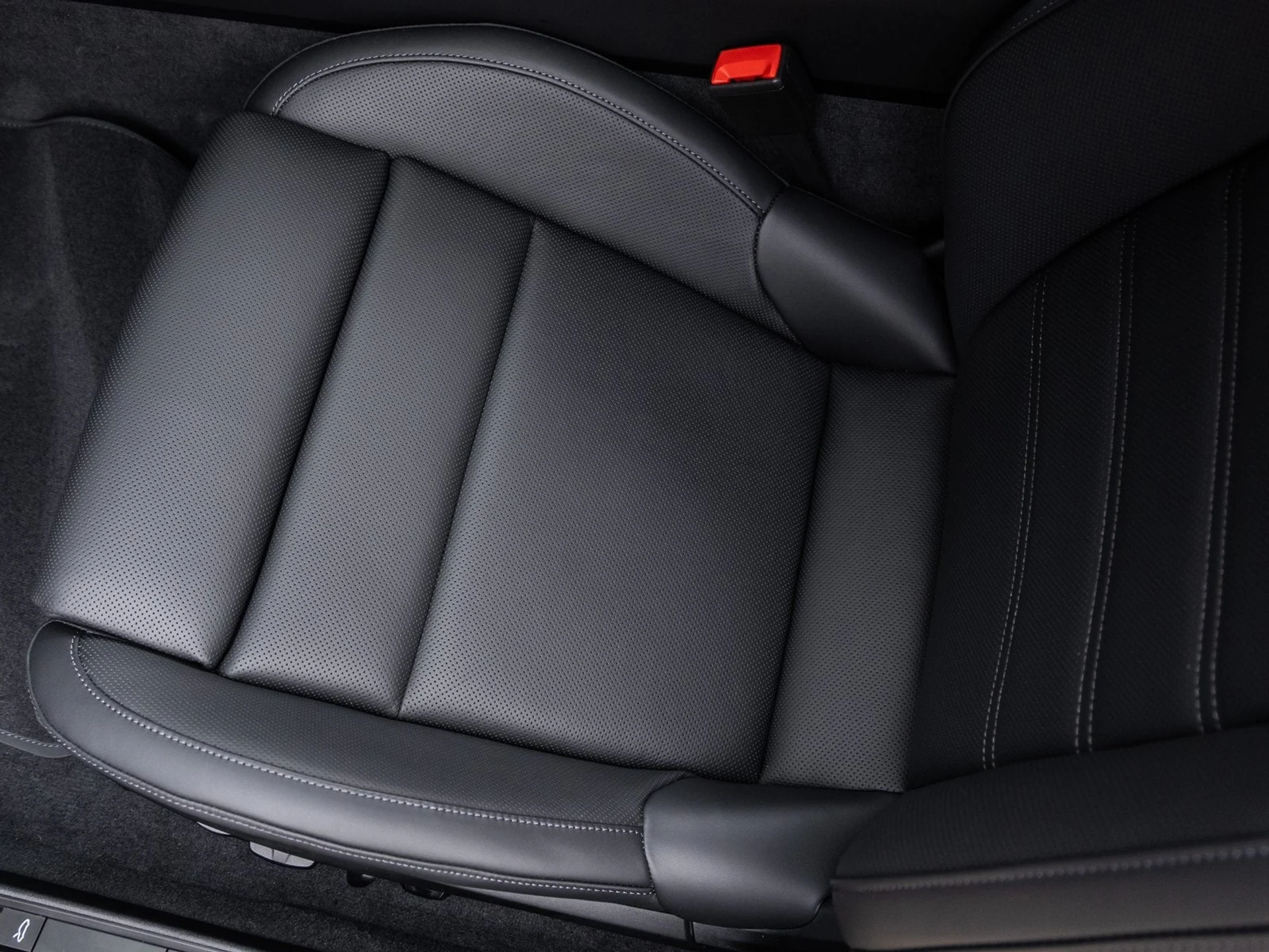 mph027_3283881194_28_18628e7297