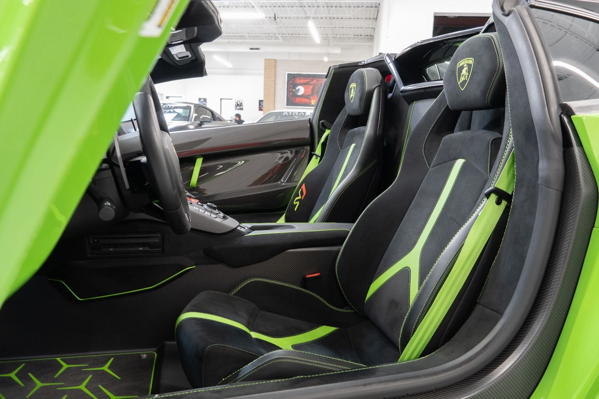 mph027_328419151_Used_2021_Lamborghini_Aventador_LP_770_4_SVJ_1753475147_fbb8d5fb94