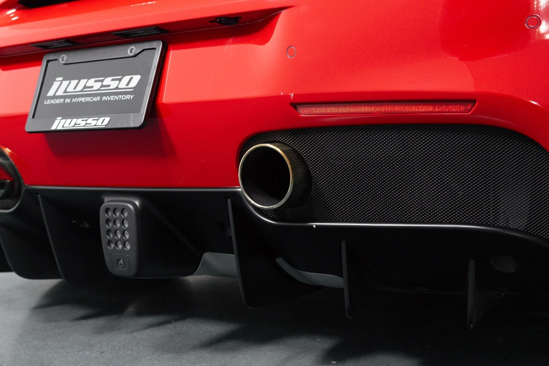 mph027_3287541792_Used_2017_Ferrari_488_GTB_1781727340_058da9b454