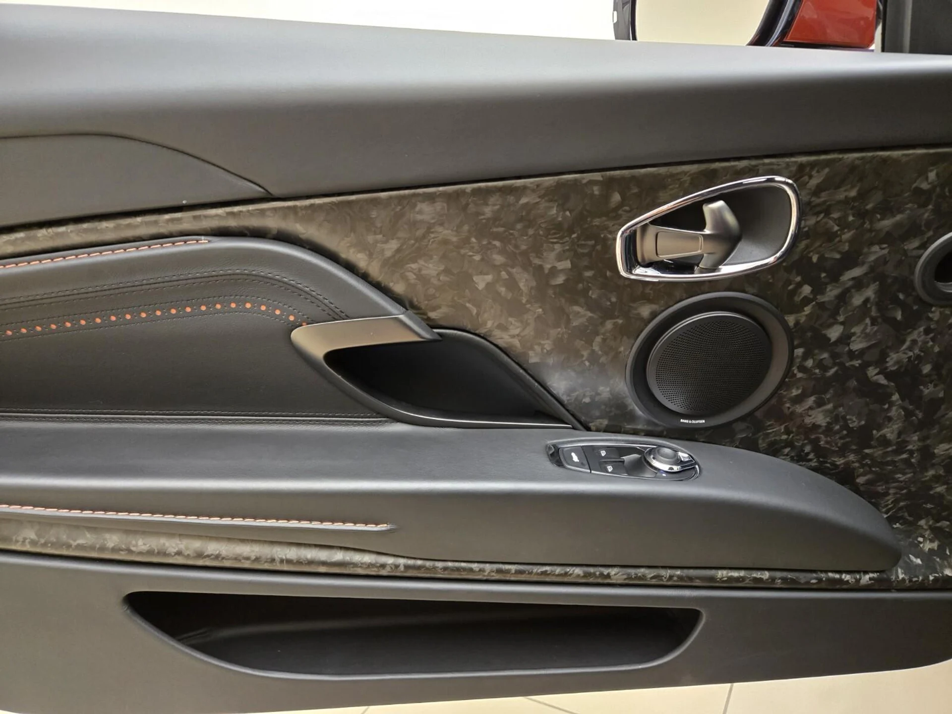 mph027_3293043077_Used_2017_Aston_Martin_DB_11_Launch_Edition_1765003838_3e2b71fbb5