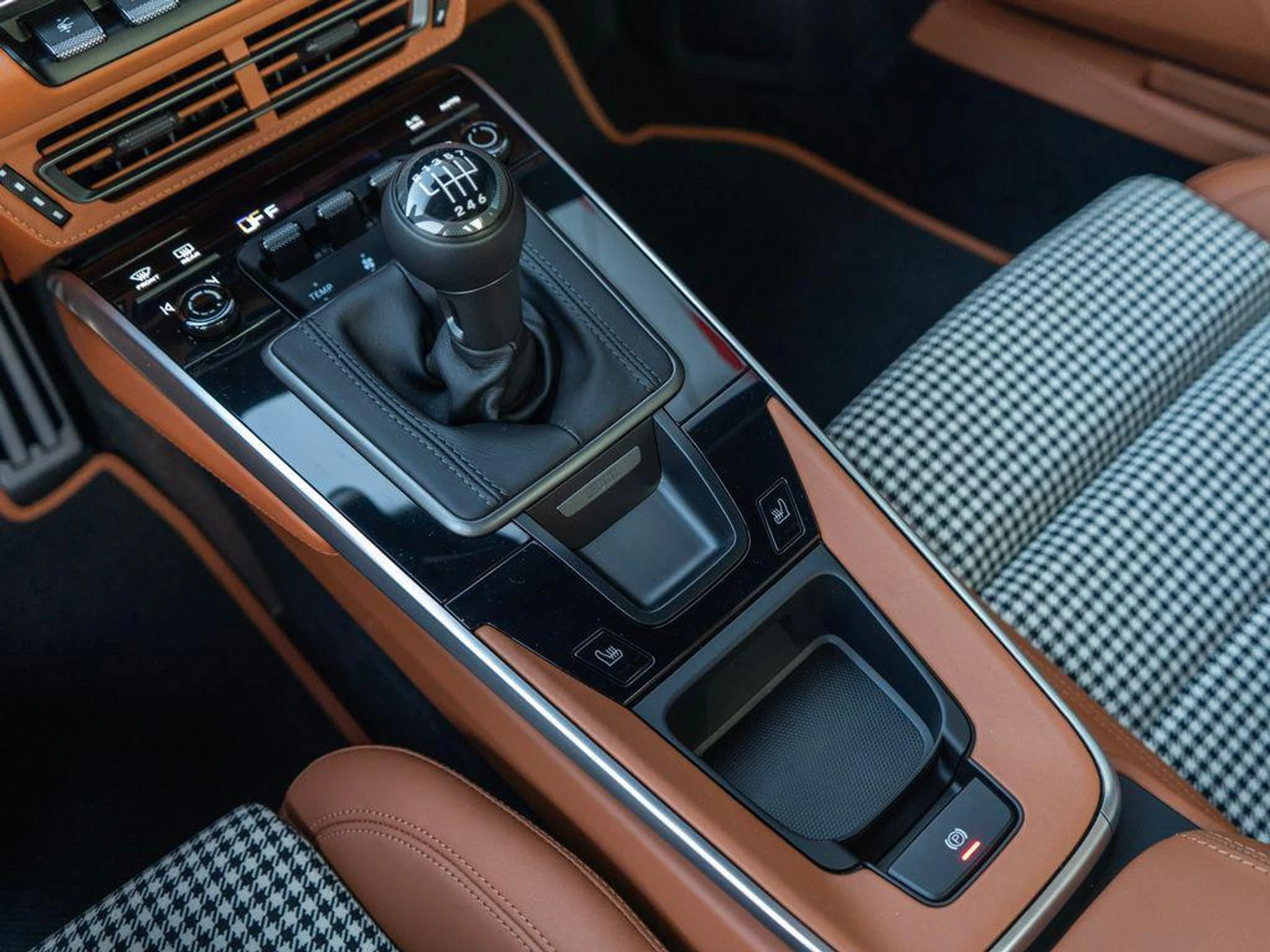 mph027_3316282849_rz_CD_8c5_Fttha_BXNG_Llzi_L6_D_Xmo_A_a401061051