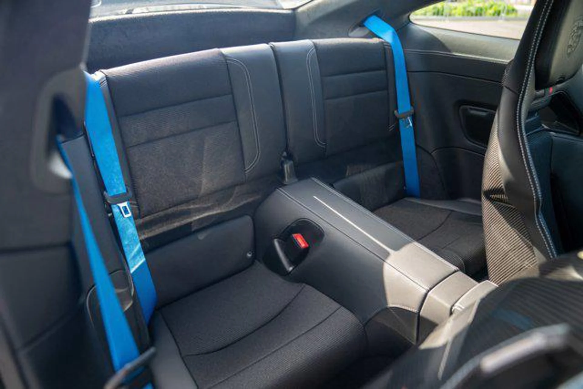 mph027_3323612071_0u1nq_Qo_QU_5_Lr_M1l_PJ_3_VKZ_8q_Ca_Tc_4e58098379