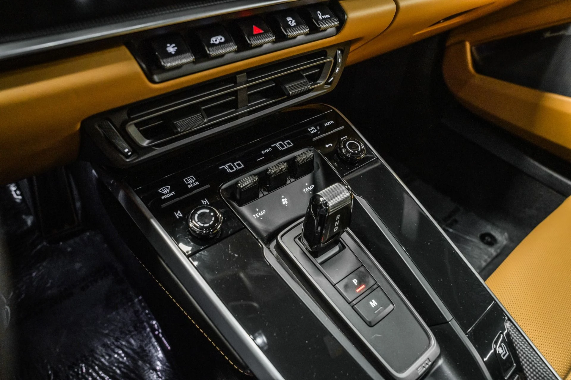 mph027_3350987814_Used_2024_Porsche_911_Turbo_S_Incredible_Spec_Exclusive_Manufaktur_Interior_LOW_Miles_1761923421_19d29e145d