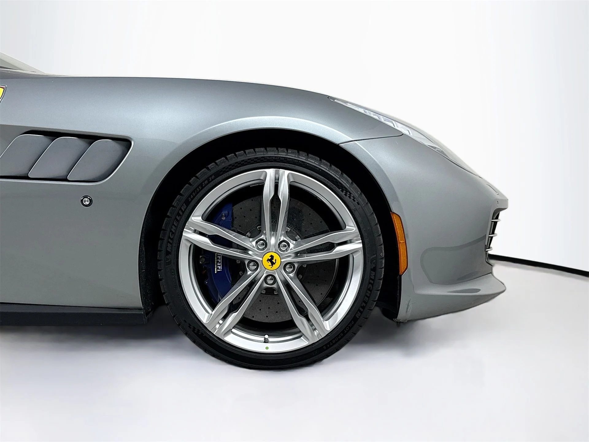 mph027_3359288438_c983b8a153846944bc0754ce93f022c4_a1608513ec