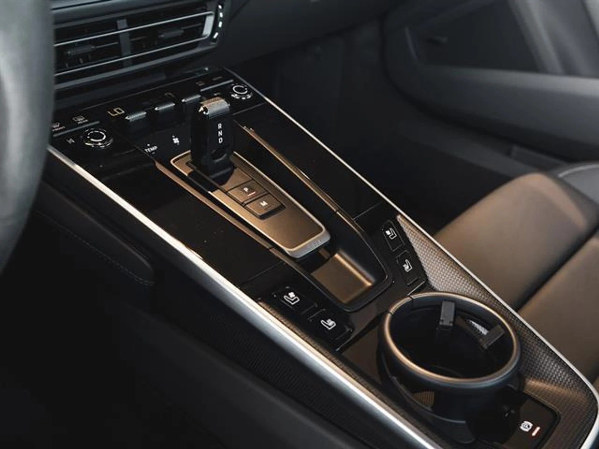 mph027_3362389262_9_tvs9_A9_Isjrm_IET_6k_F0_L69x5os_b2d09eb5f9