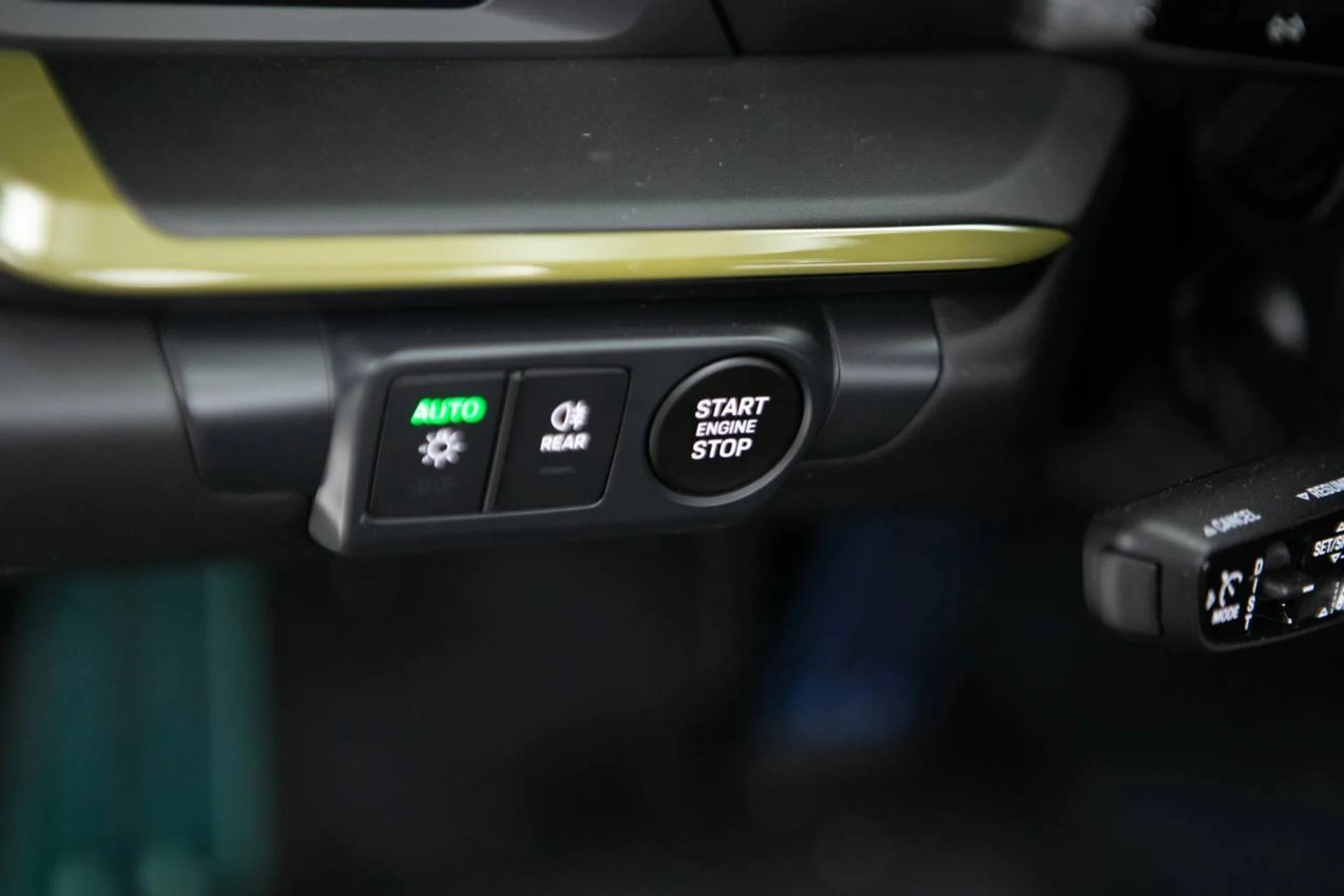 mph027_3369829247_7d2bc9f04e6b3293e956f89774b61988x_325a0c7b57