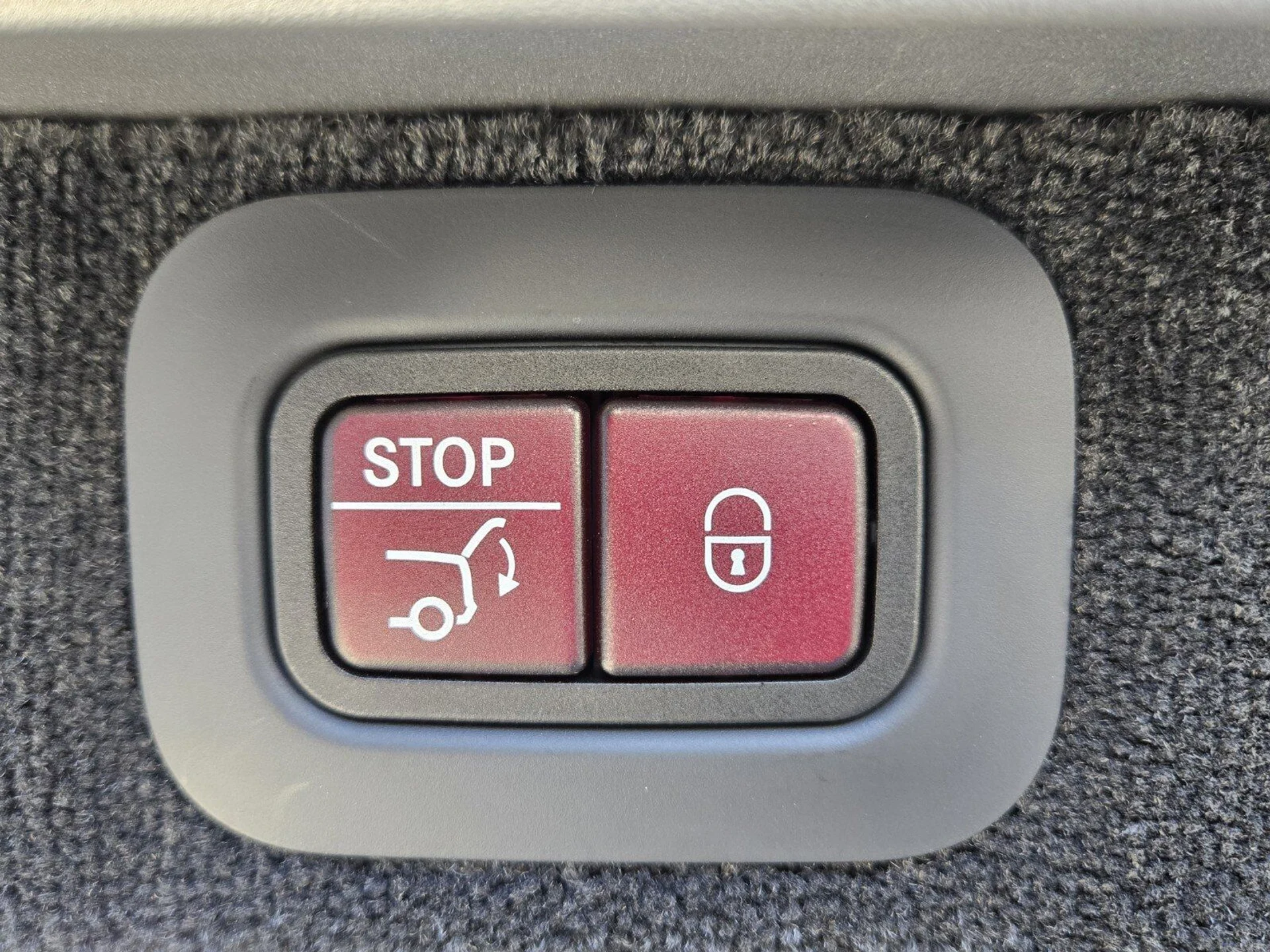 mph027_3380677874_2156200c4decf69f2577142467fd1182x_b305e157b6