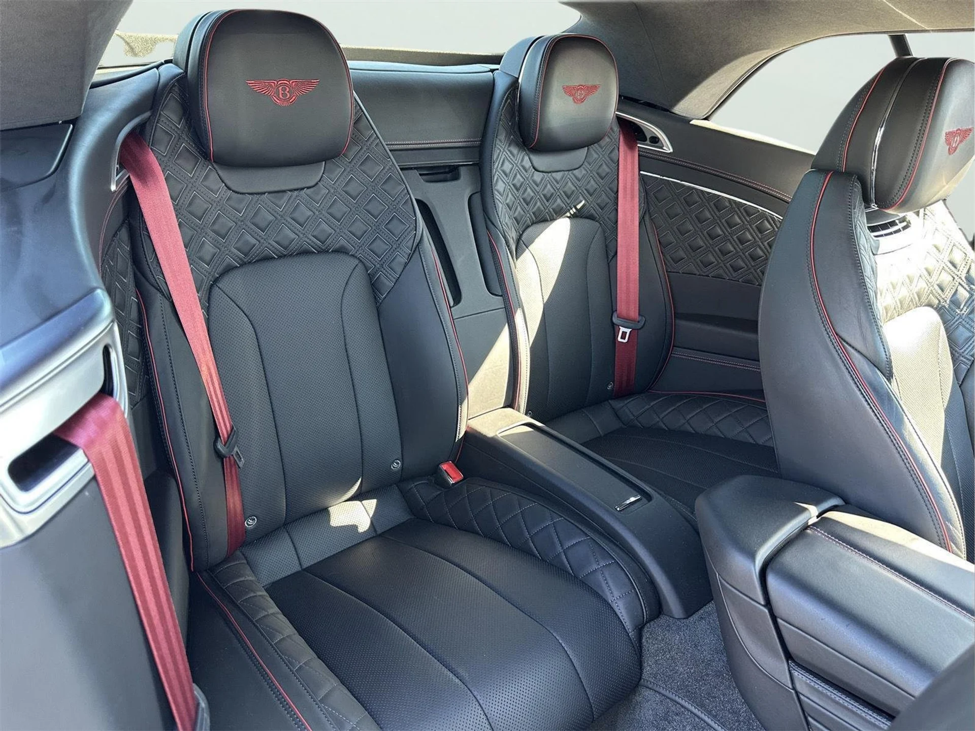 mph027_3388344210_923ec76d590a82705d760a12323315cf_42230504ce