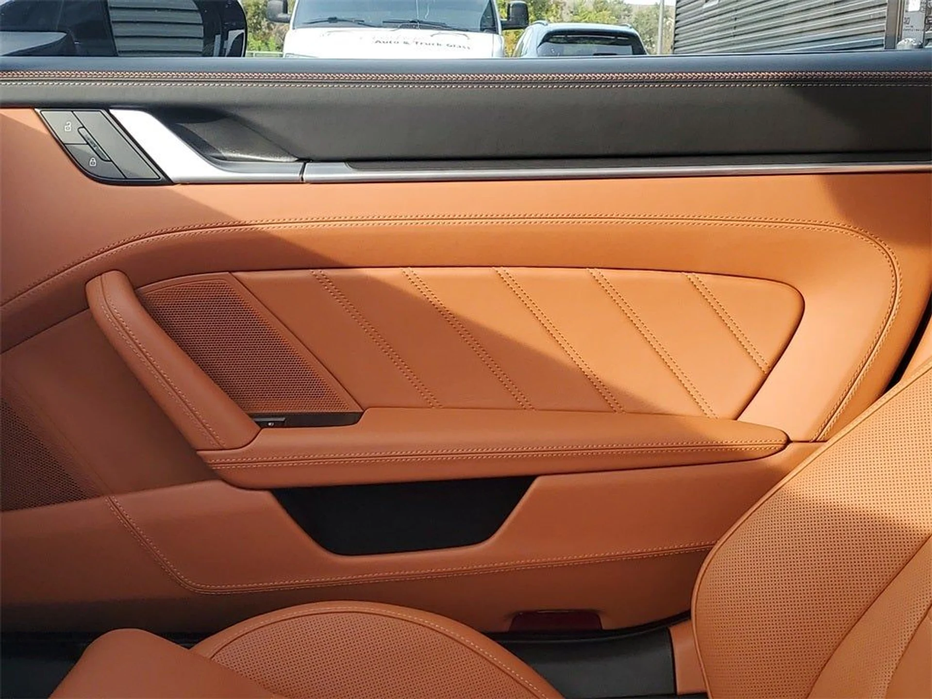 mph027_3389831747_28_bb577a4e1c