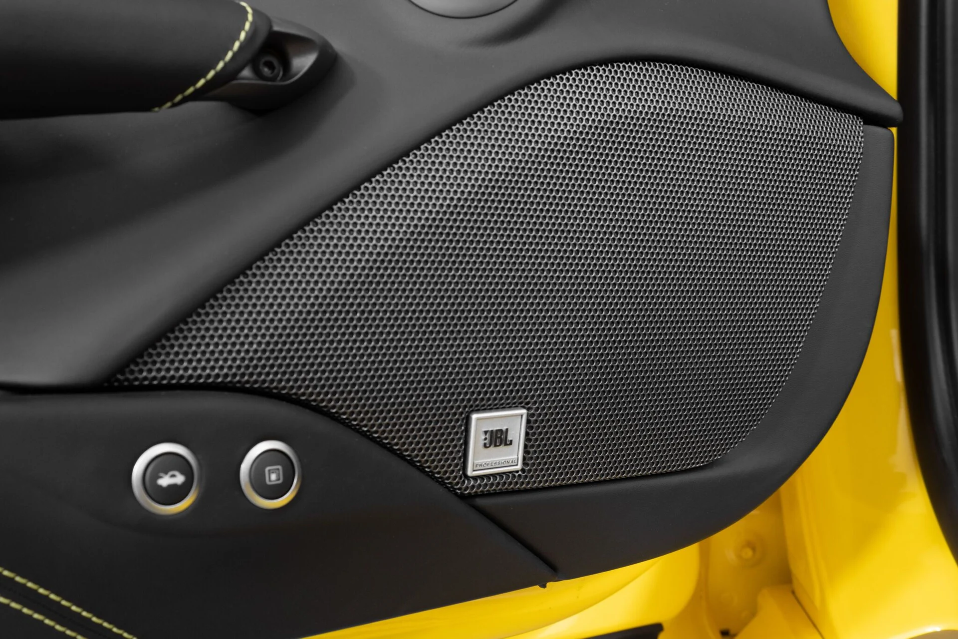 mph027_3394894587_3362234551ea41e63da1a8d277c80bf5_f67663e7eb