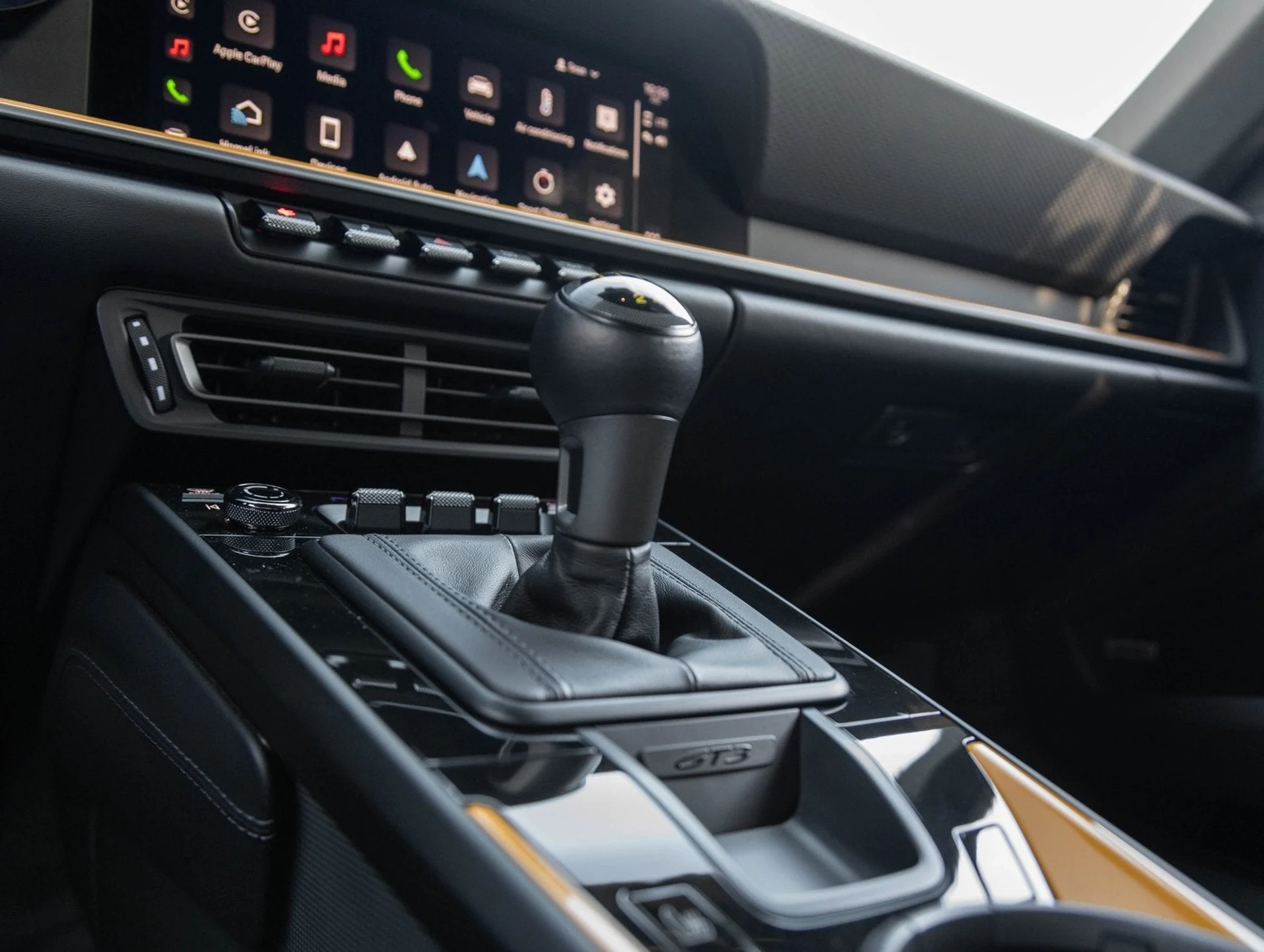 mph027_3399217284_28_978dbb2db0