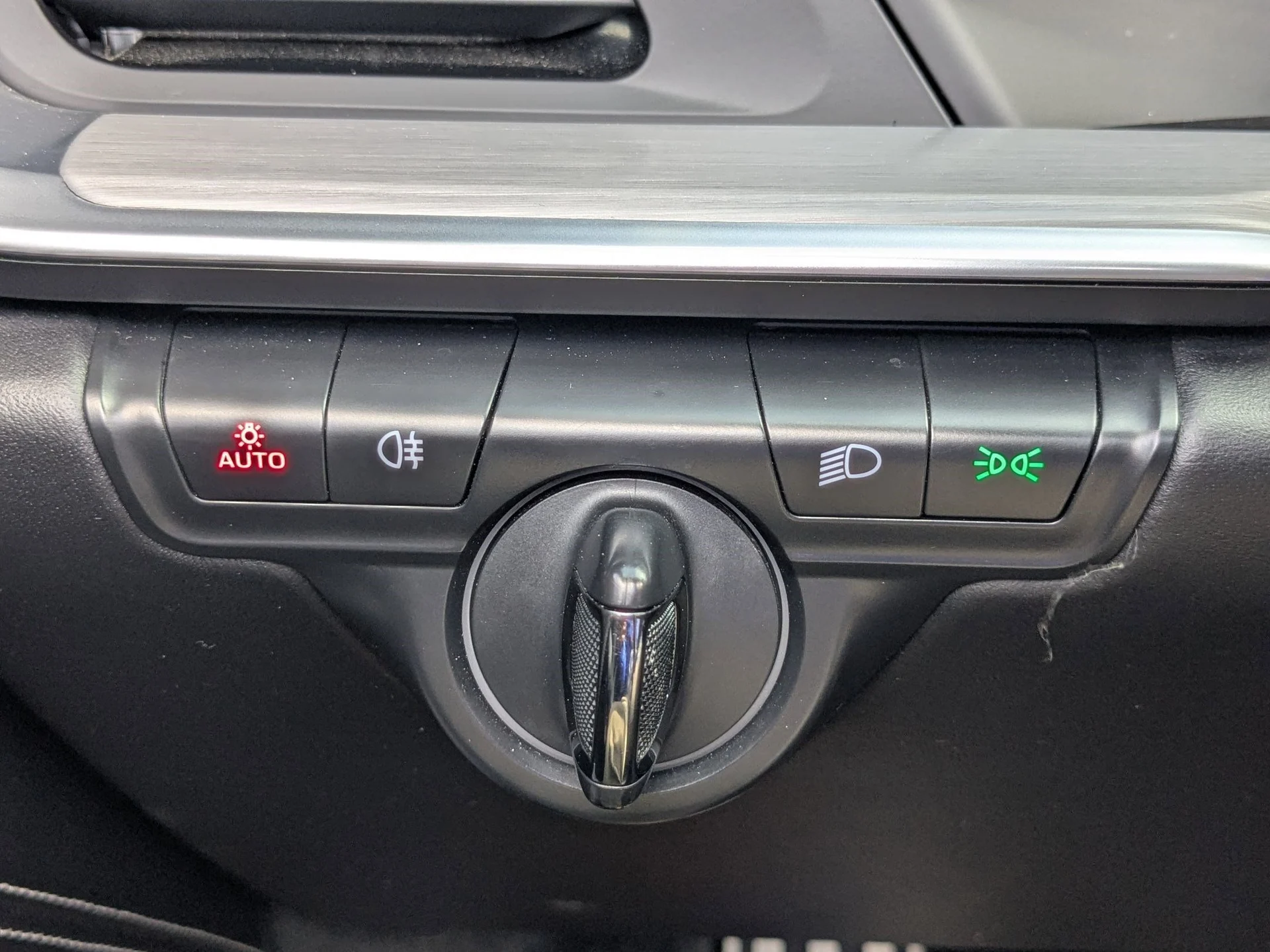 mph027_3404240176_f781901f45344a583652f87772124620_960a4ebe54