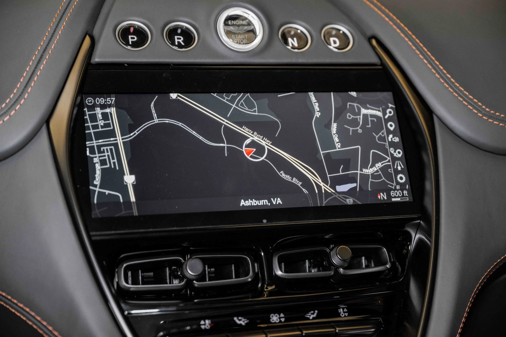 mph027_3406381339_Used_2024_Aston_Martin_DBX_707_1701892795_635f61083f