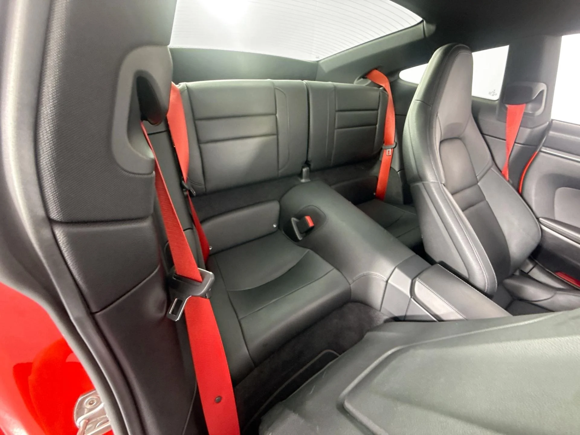 mph027_3428554170_Used_2020_Porsche_911_Carrera_1782937911_1f8e698b75