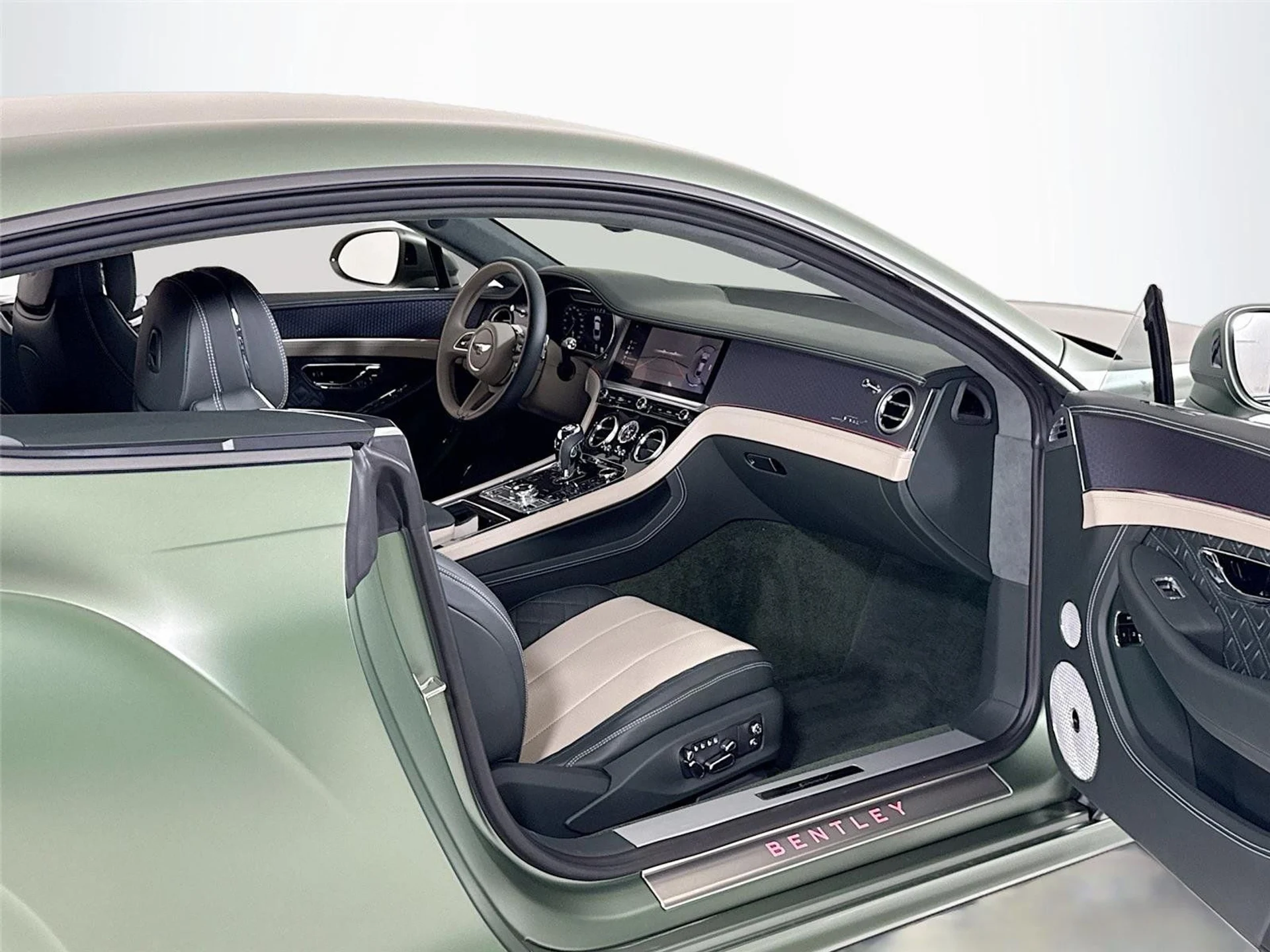 mph027_3430739239_30193074b78754fb3e17c884ebf05e90_953937e48a