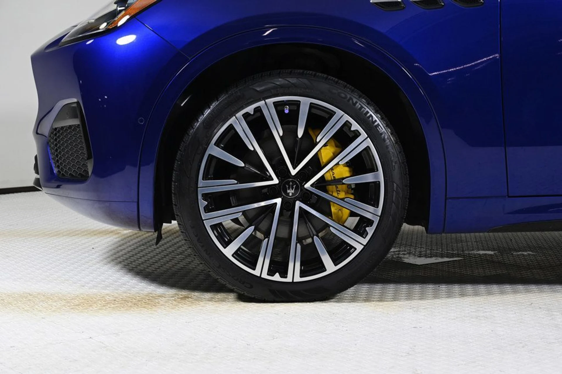 mph027_3435152301_used_2023_maserati_grecale_modena_11350_22935036_27_1024_9e60a715be